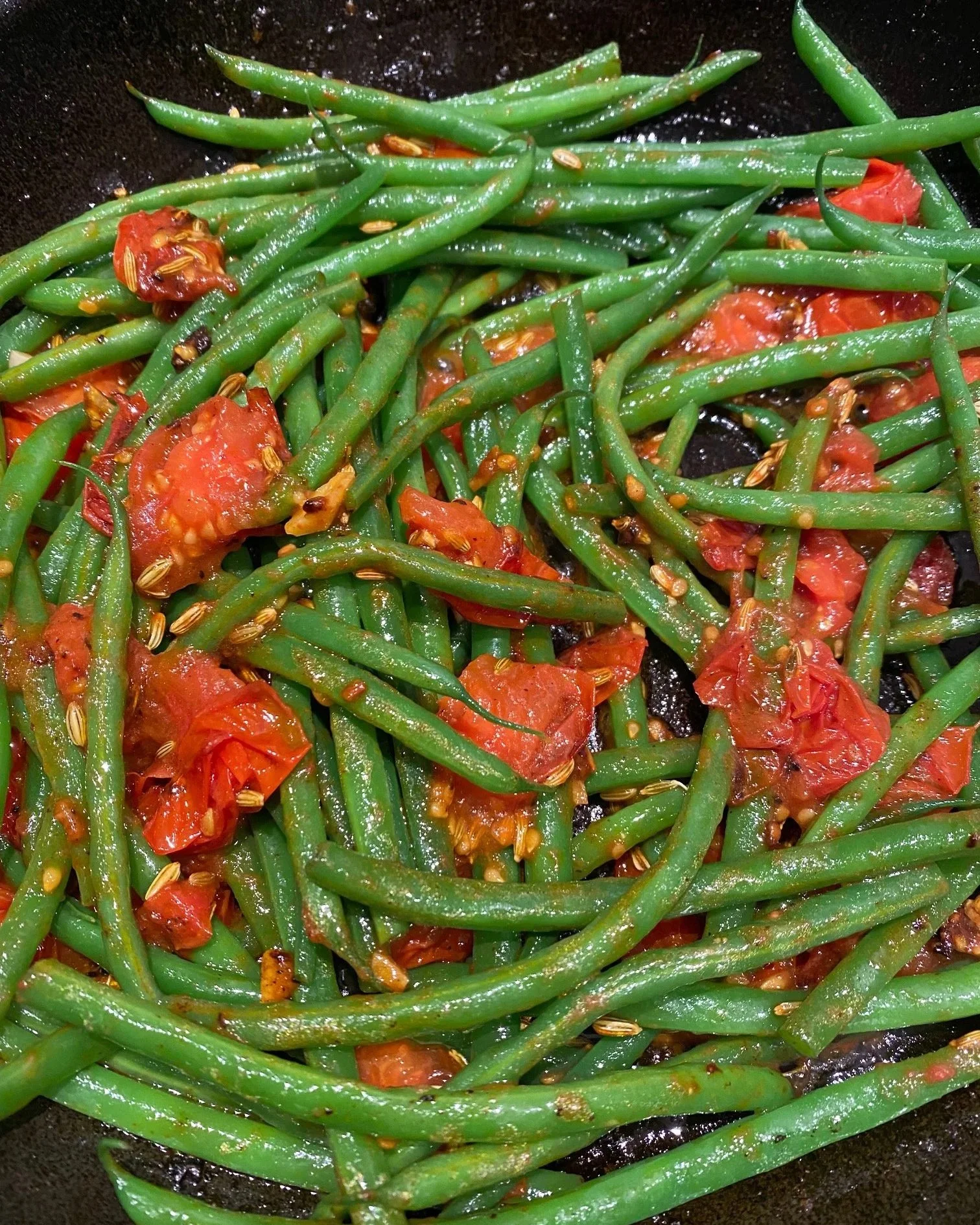 Green Beans with Cherry Tomatoes and Fennel Seeds