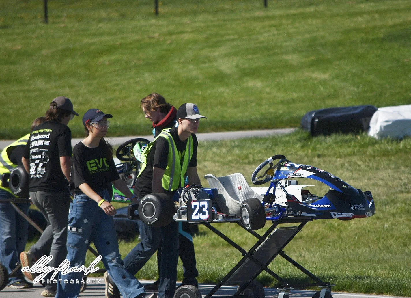 54-23 walk of champs.jpg