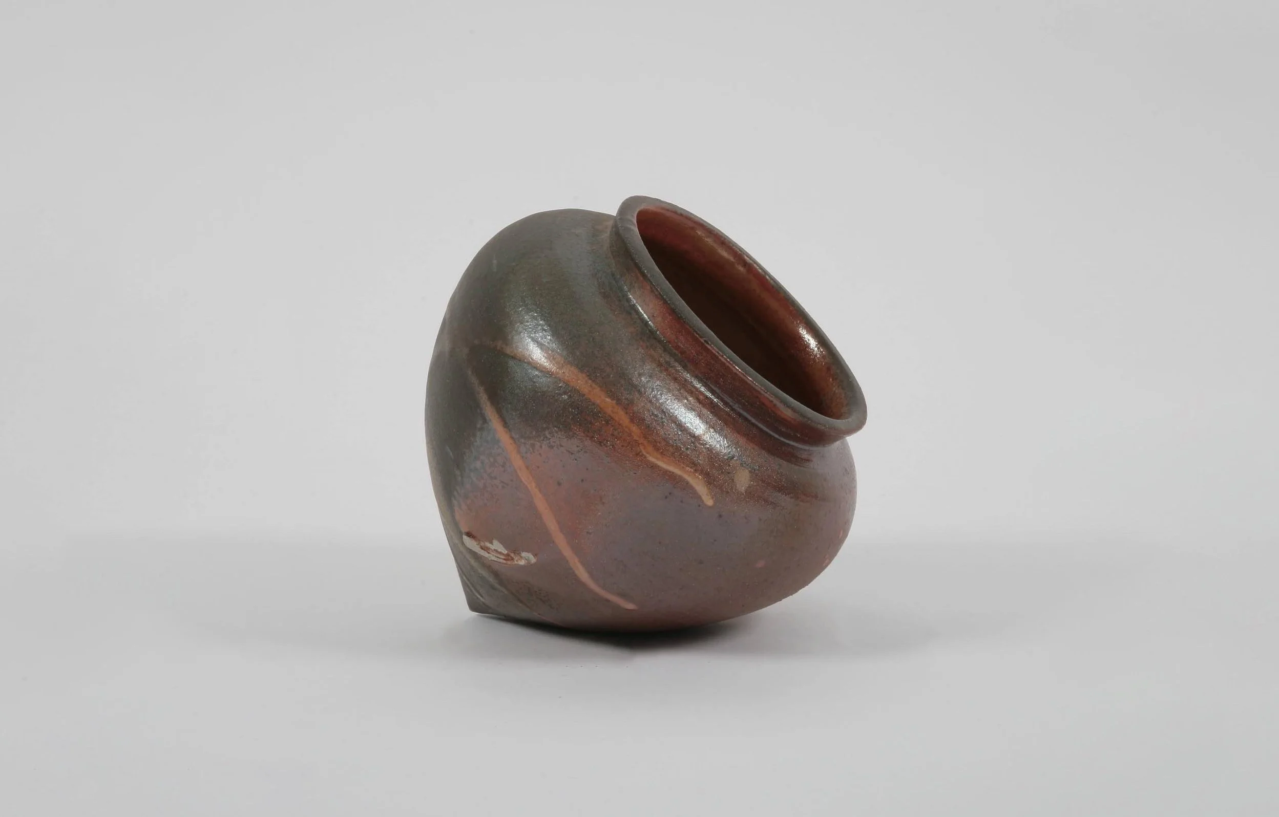 gemma-smale-cherry-02-la-borne-22x22cm-2023-wood-fired-stoneware.1.jpg