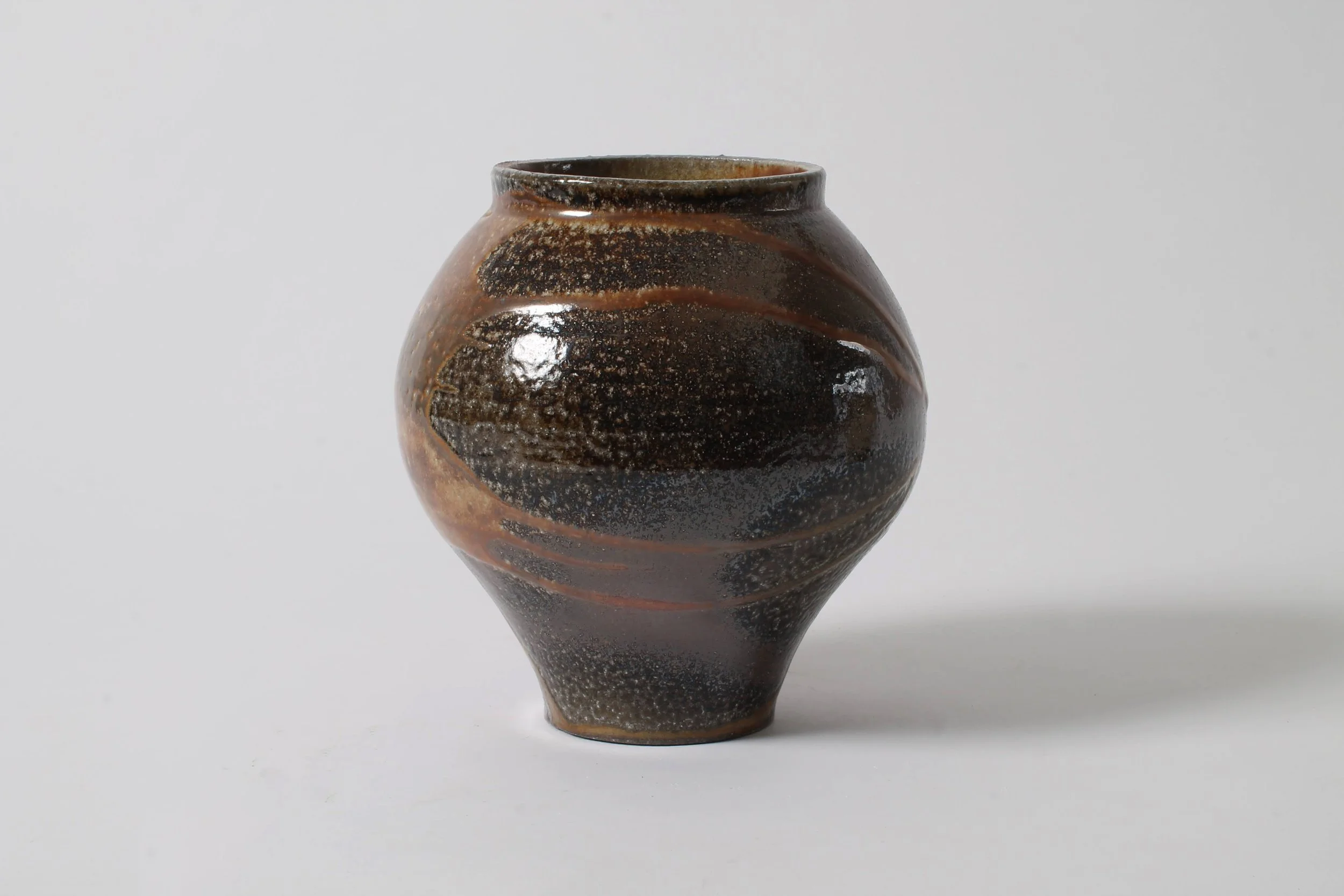 gemma-smale-drawn-01-22x22cm-2023-wood-fired-stoneware..jpg