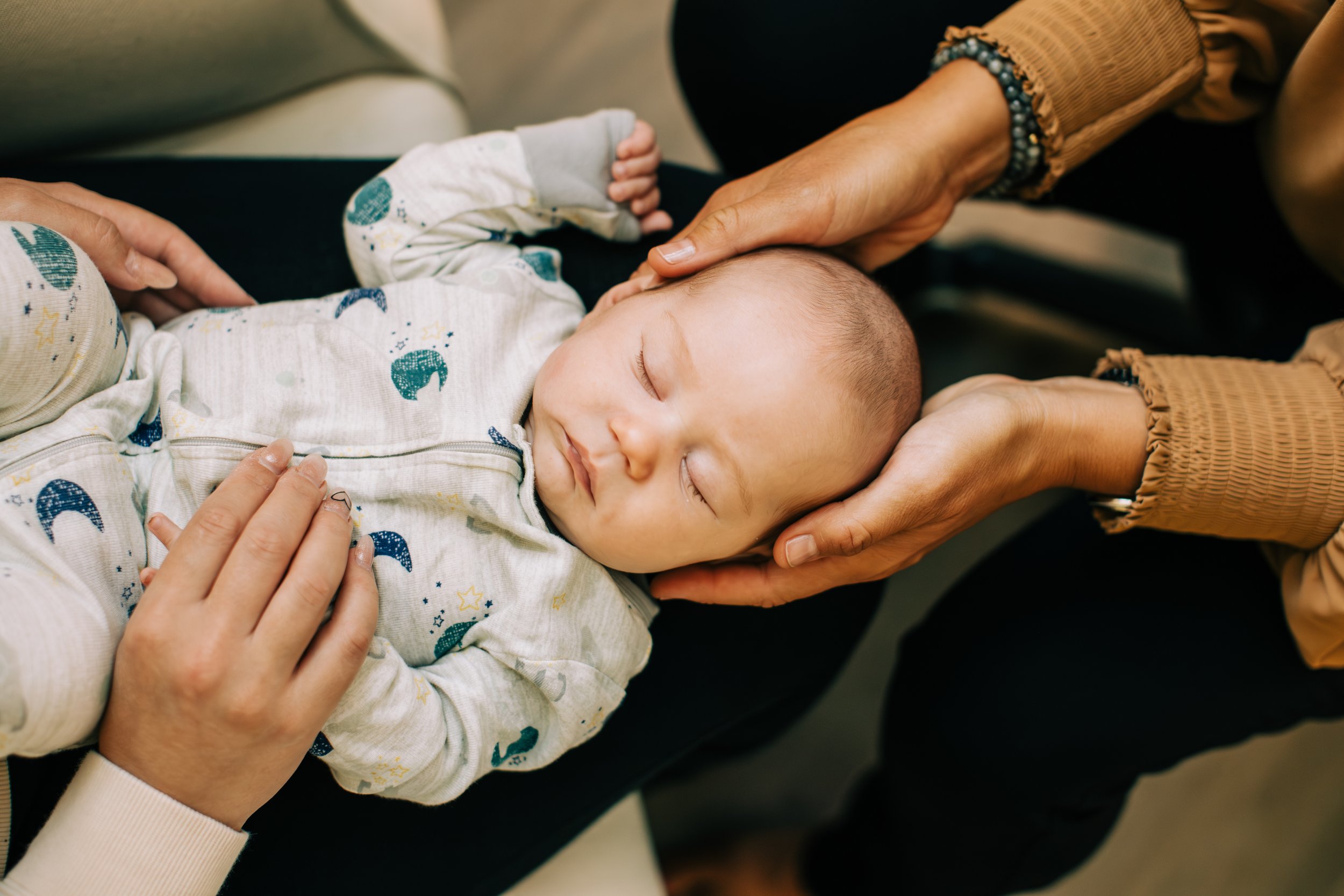 Early Intervention for Flat Spots and  Asymmetry in Babies