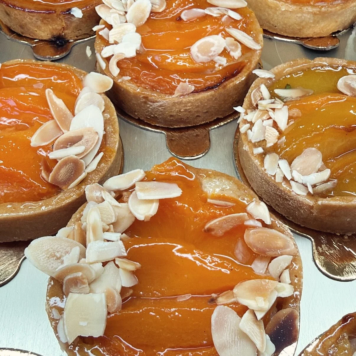 The blend of almond and apricot 👌🏻