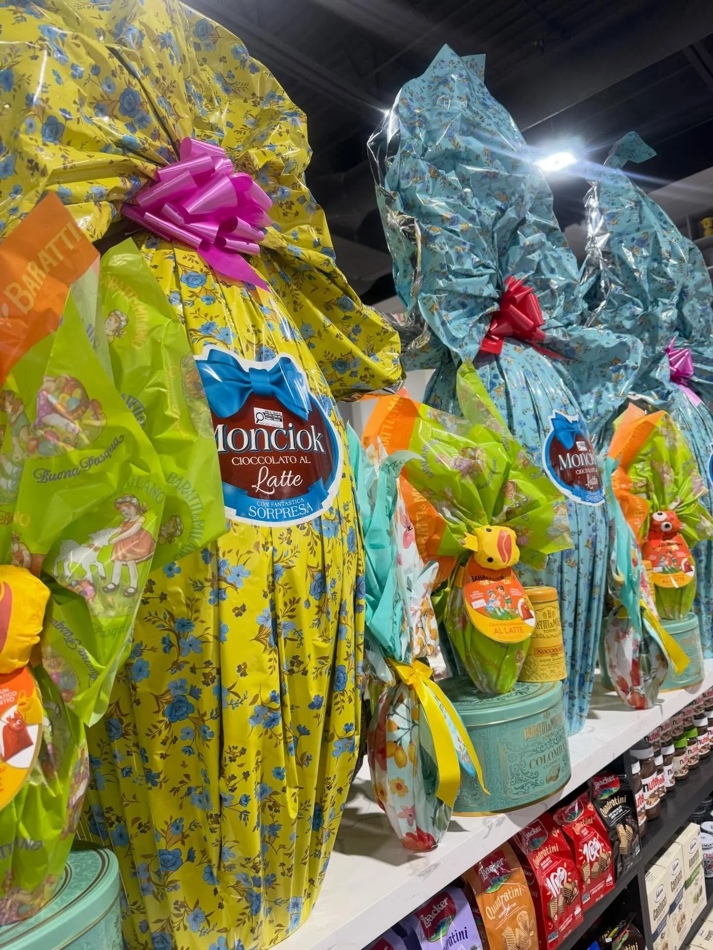 Spring is coming! The Mercato Annual Easter Egg raffle is back! Come in for your chance to win our beautiful 10kg Monciok chocolate egg from Italy! All proceeds will be donated to local charity 

Contest Info 
*$5 per ticket 
*draw date is April 3rd 