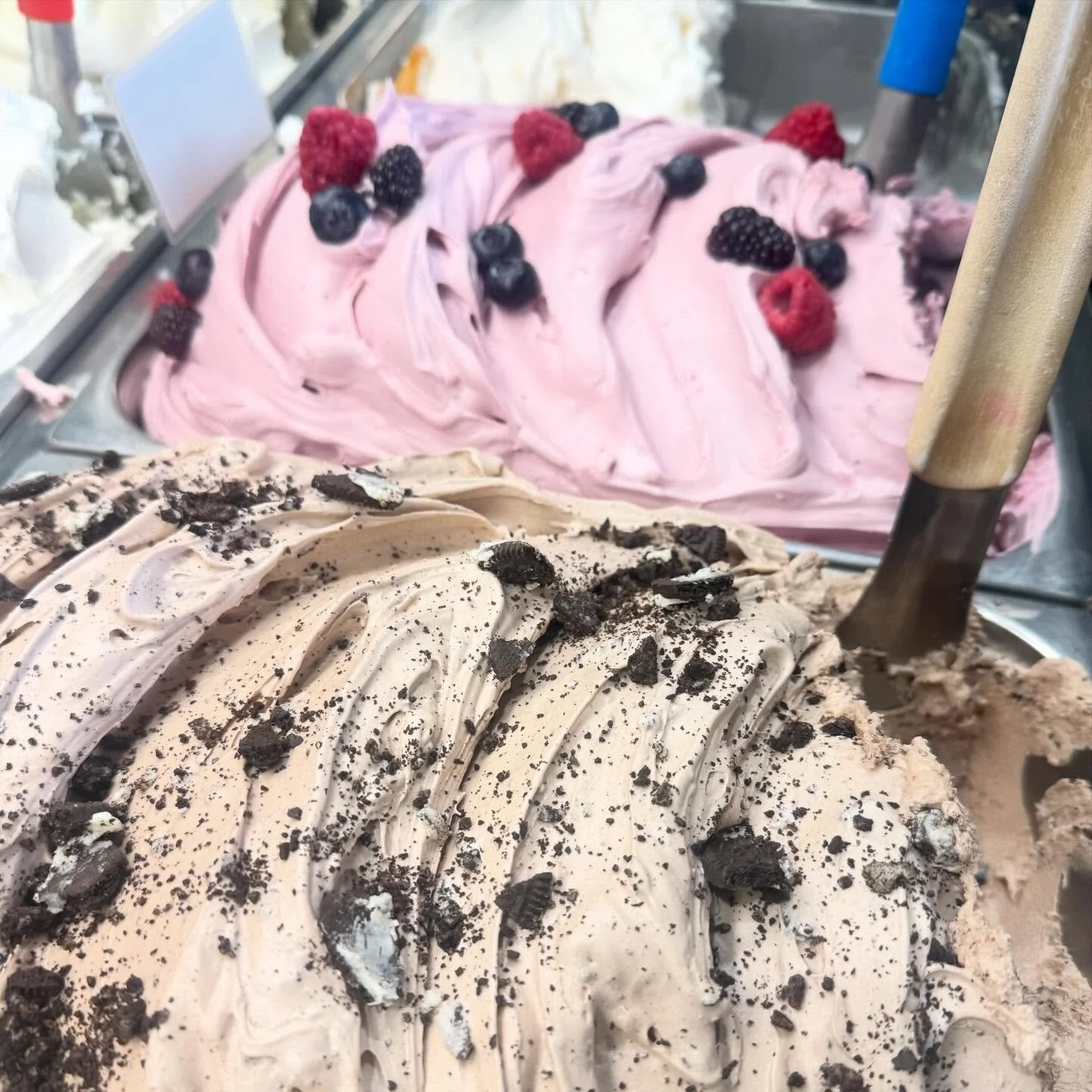 Gelato SZN 🍦🍨 our favourite szn 🤗

Fresh in house made gelato is back for the spring summer season! Cups, cones and take away containers all available! 

Also offering 
Affogato, gelato cakes &amp; gelato on brioche buns 🤍🍦☀️😎