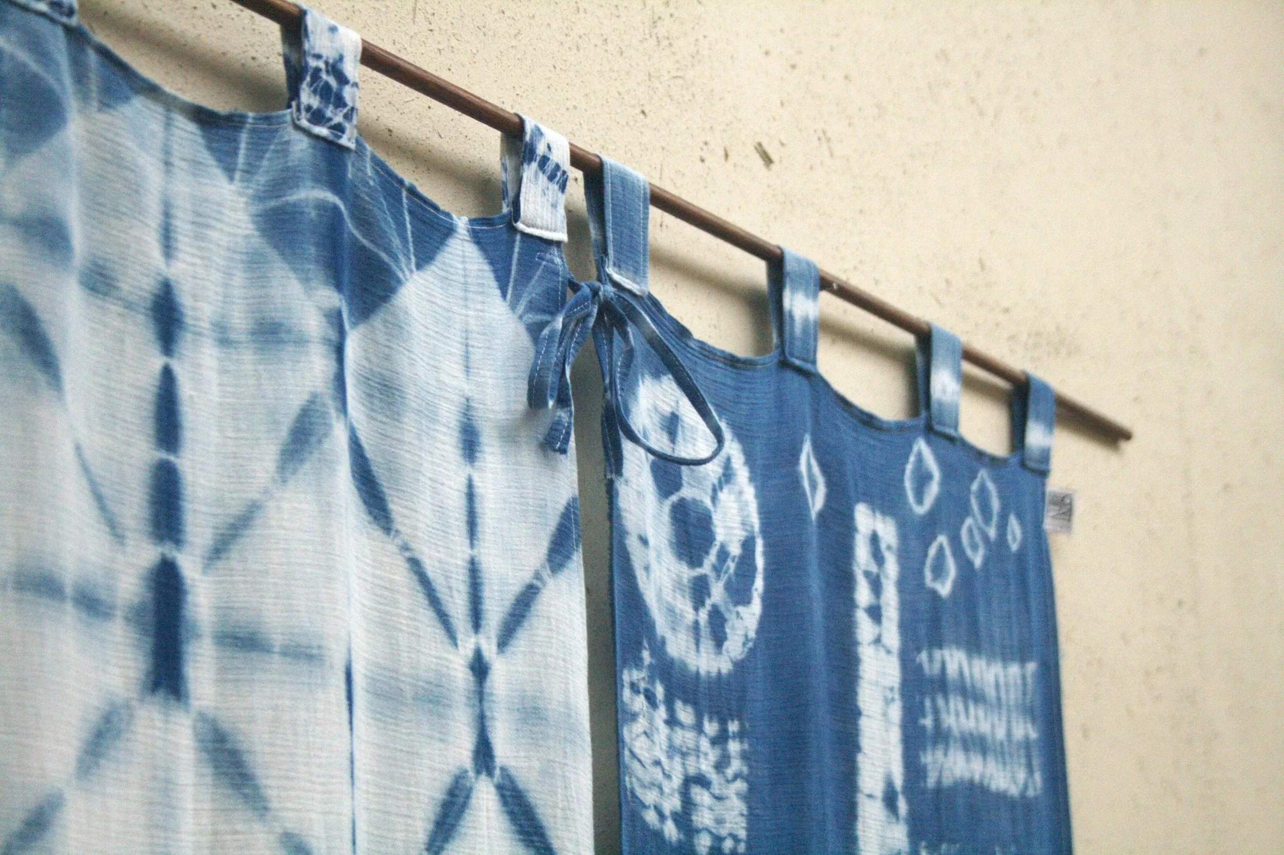 shibori+noren+close+up+join.jpg