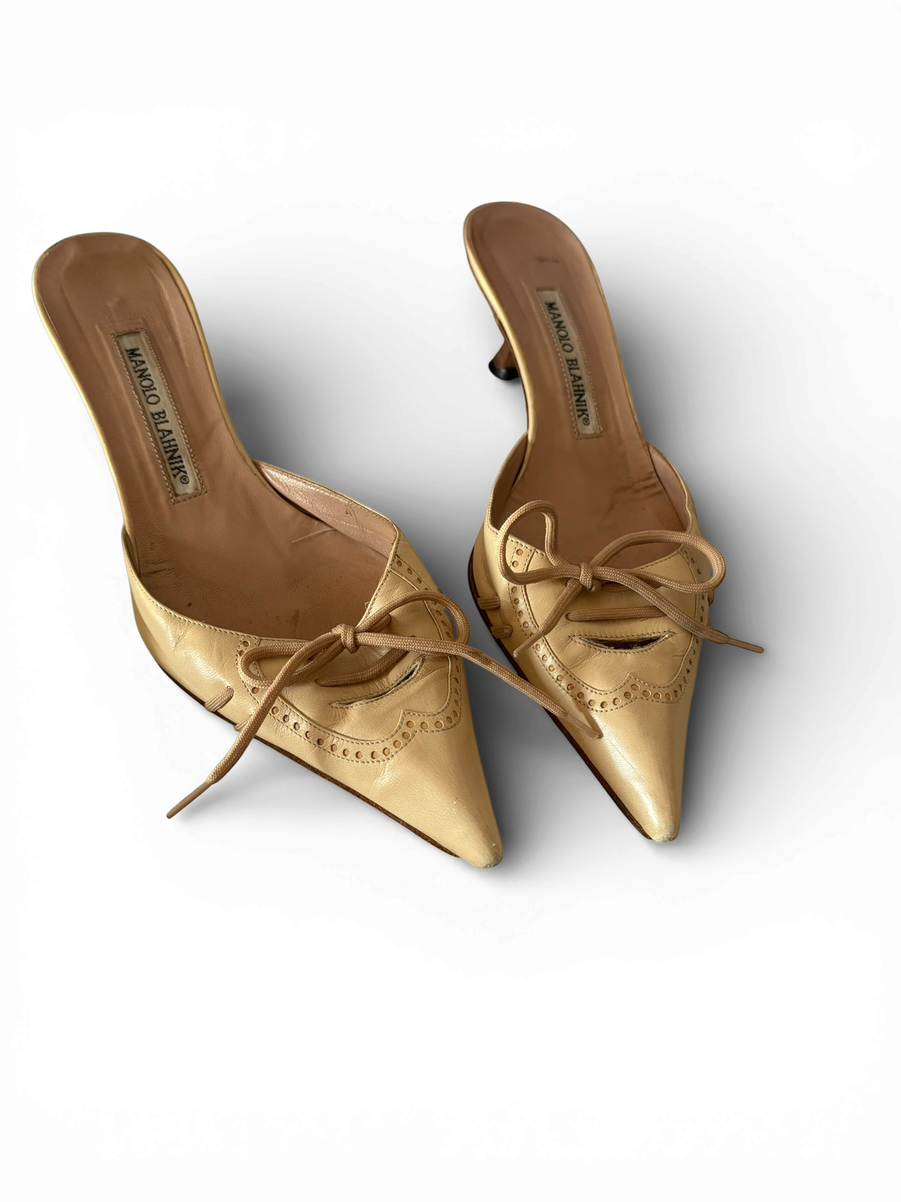 Manolo Blahnik vintage kitten heels