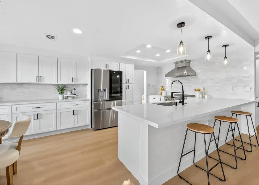 THE HOUSE DOCTOR DIFFERENCE!