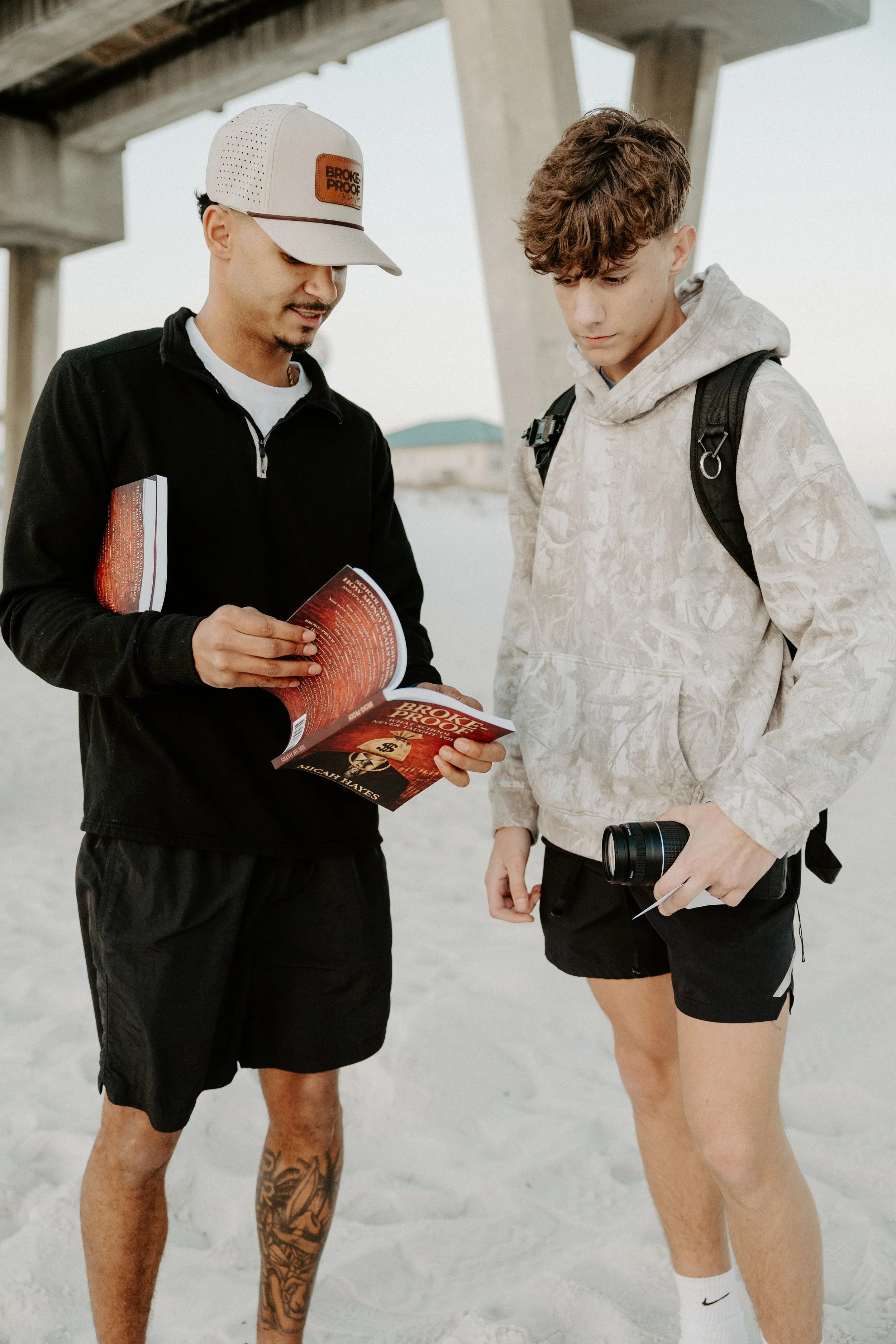 pensacola beach florida portrait photography (4 of 7).jpg