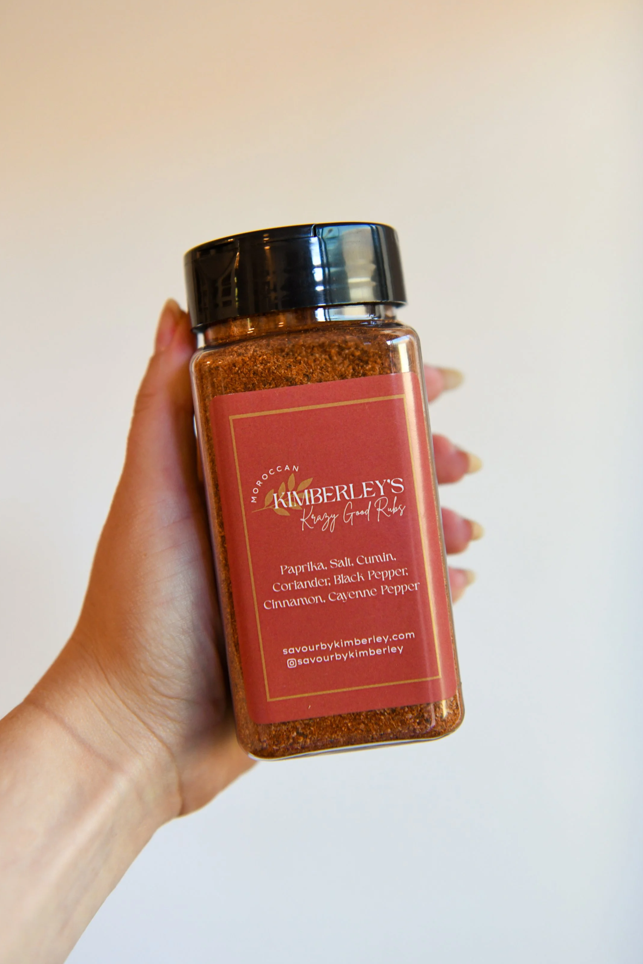 Krazy+Good+Moroccan+Rub+in+Hand.png