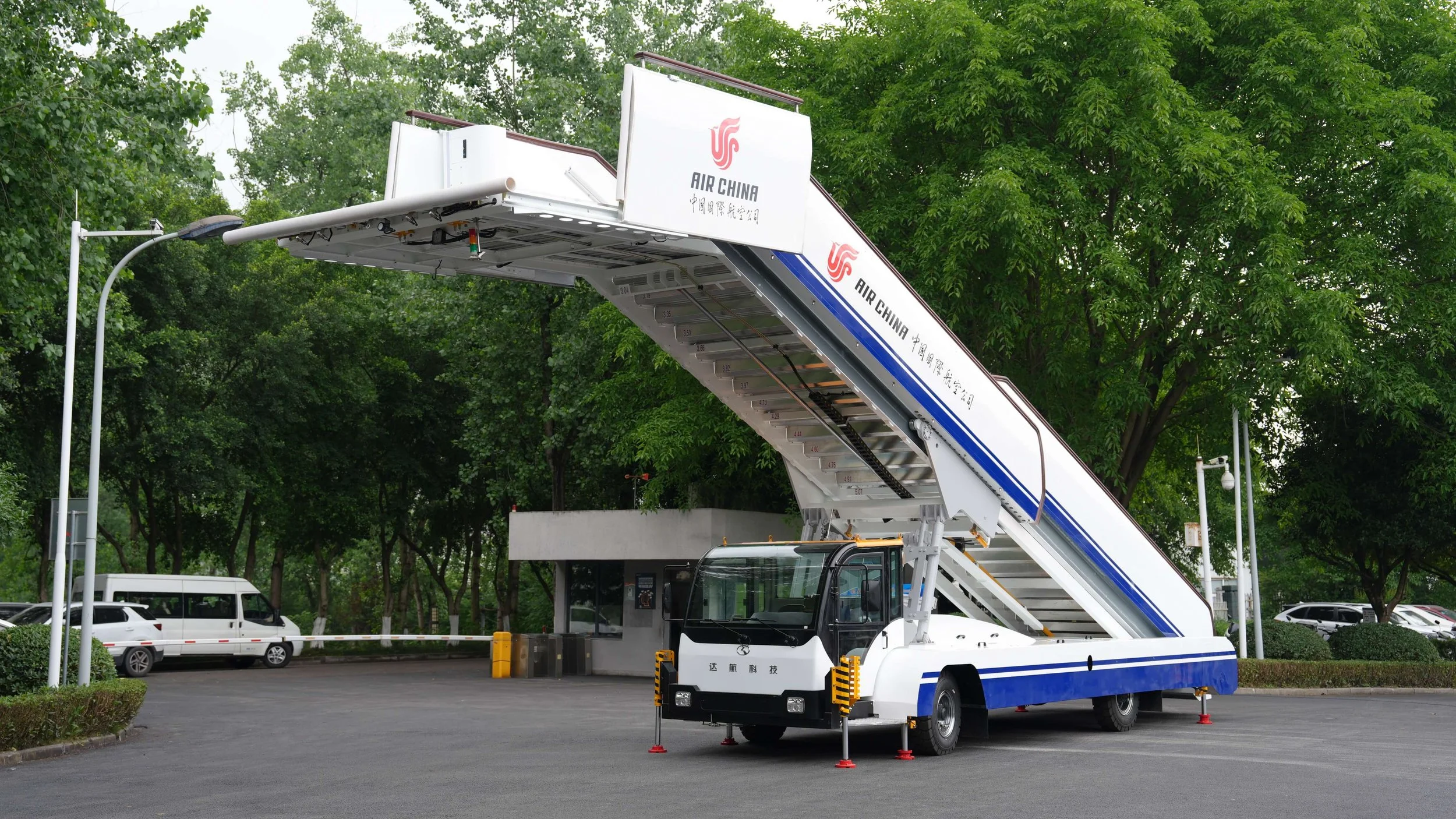tk-kt58v-3.JPG