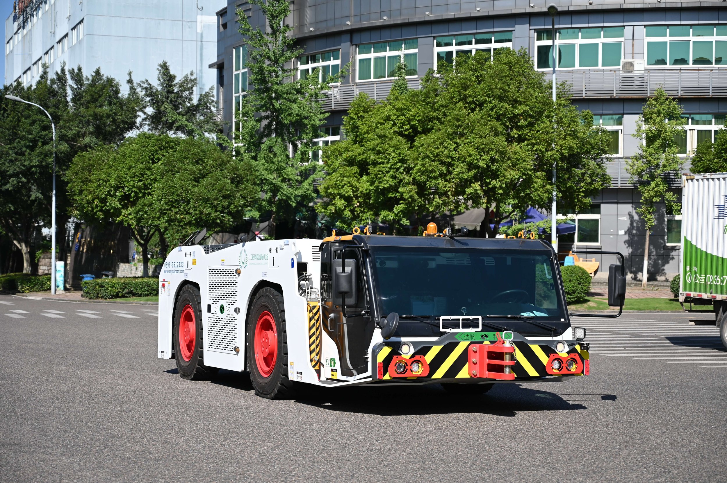 tk-eqy280-1.JPG