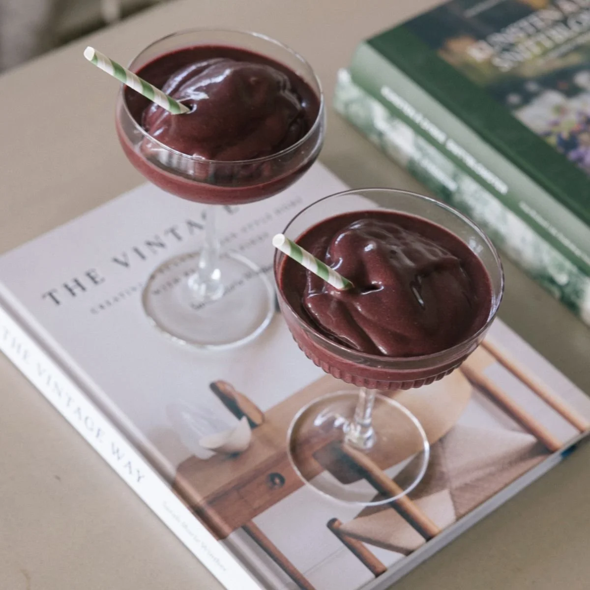 Acai-is-sorbet-drink-servering-isdalen.jpg
