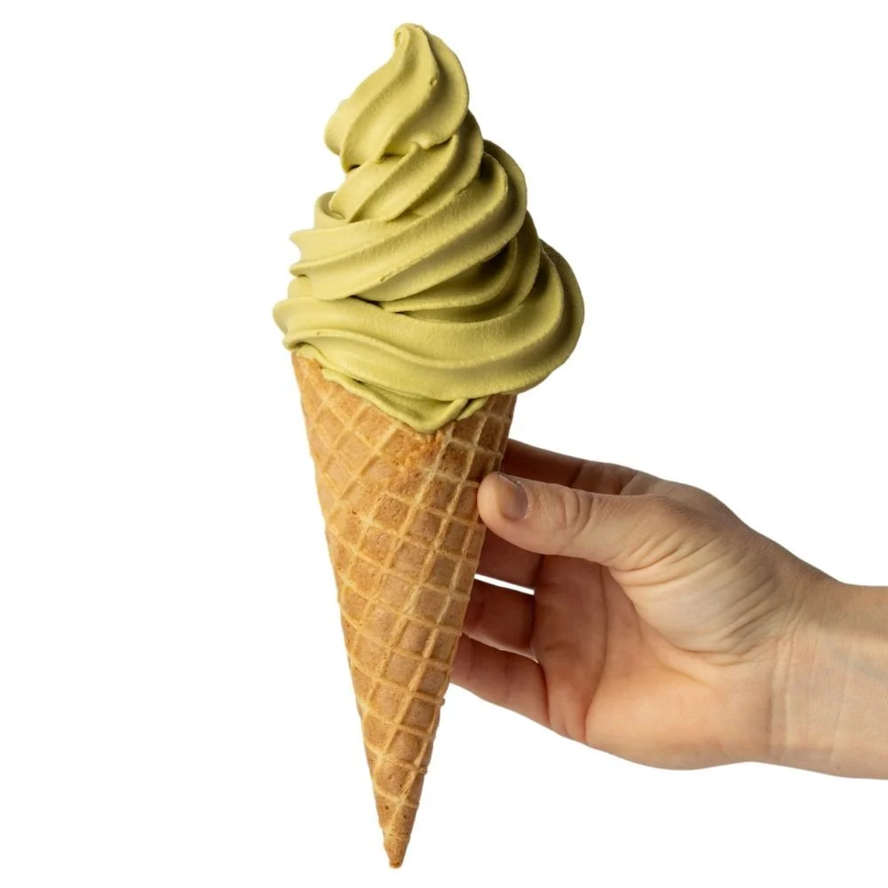soft-serve-softis-Frozen-Yogurt-pistasj-1.jpg