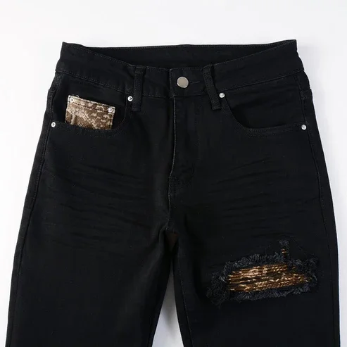 leopard_patches_Jeans_Drip_slimfit_denim2_d91e2856-6463-4996-bbbe-00660be1996f.webp