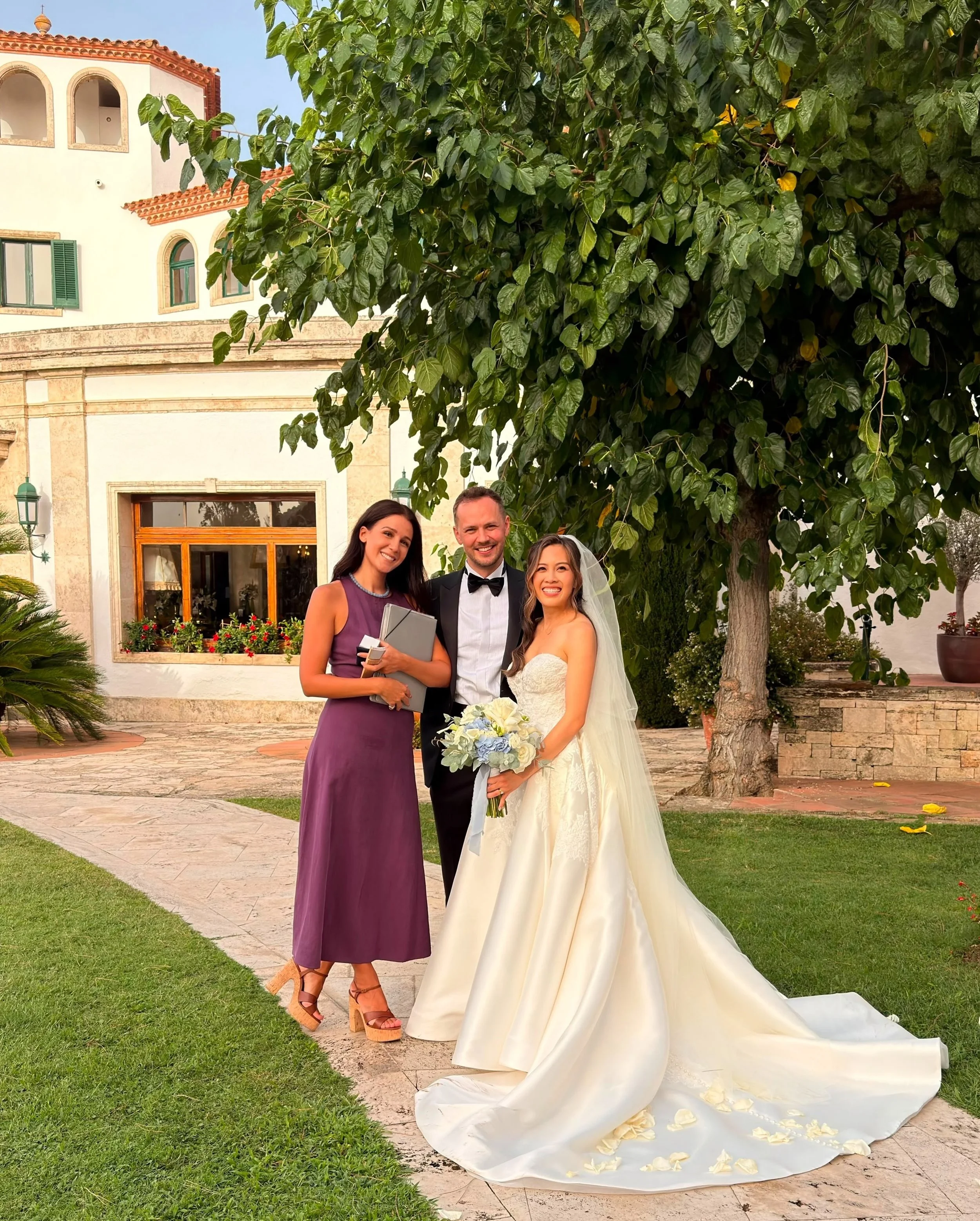 I can&rsquo;t believe 10 days have already passed since this most charming &amp; romantic wedding of C &amp; G at the incredible @lagavinaweddings. It was a beautiful experience working with them &amp; one I will always treasure. 🤍

Madison Dixon | 