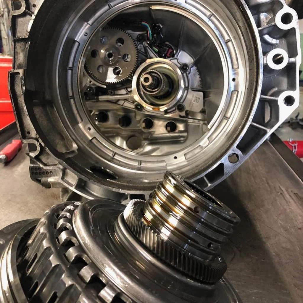 OB5 Audi gearbox in with a burnt out clutch. Time for a new dual clutch replacement. #audicar #a6audi #gearbox #gearboxrepair #dualclutch #dualclutchtransmission