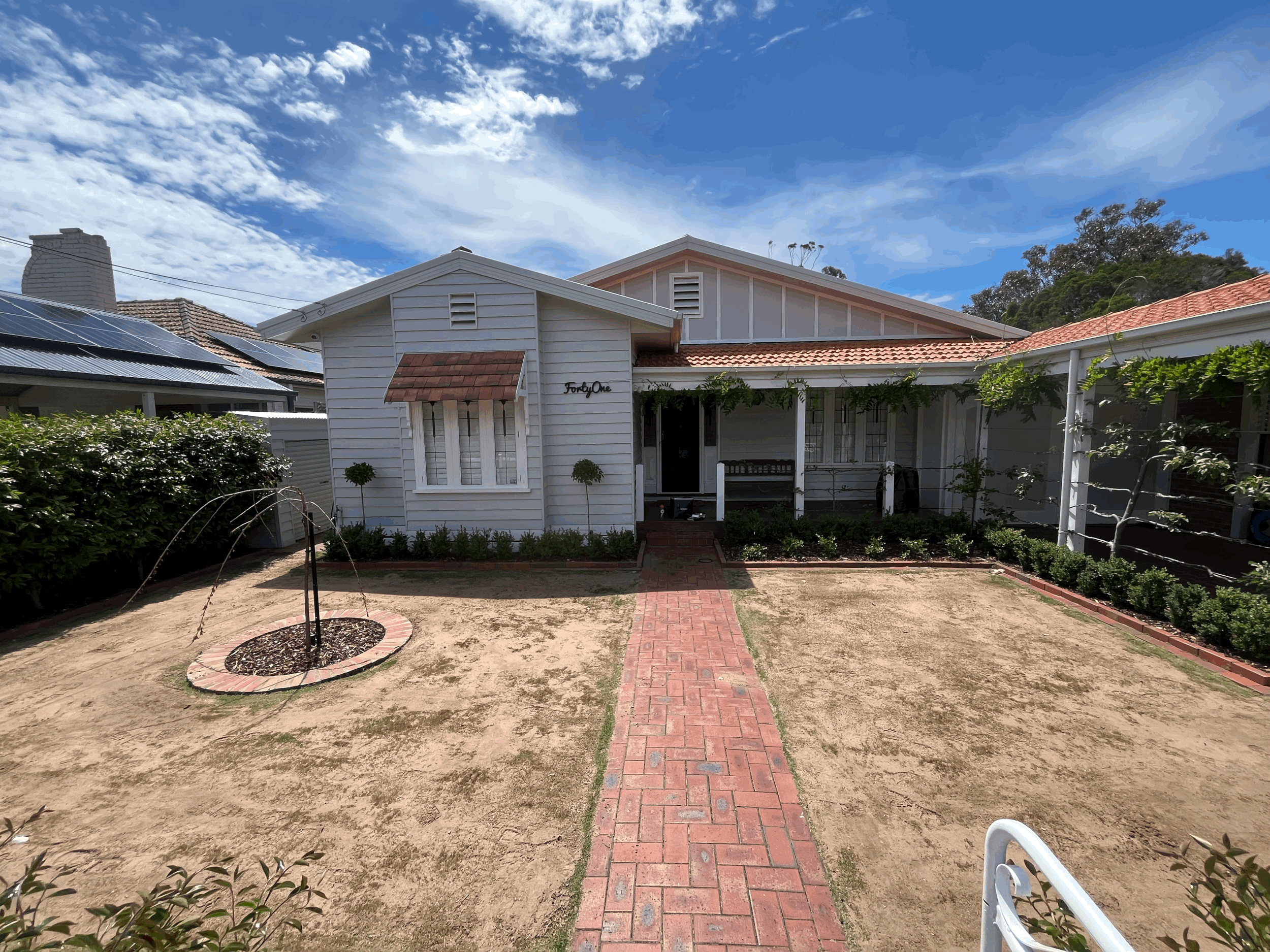 Autumn Lawn Care in Melbourne: What Bayside Homeowners Need to Know