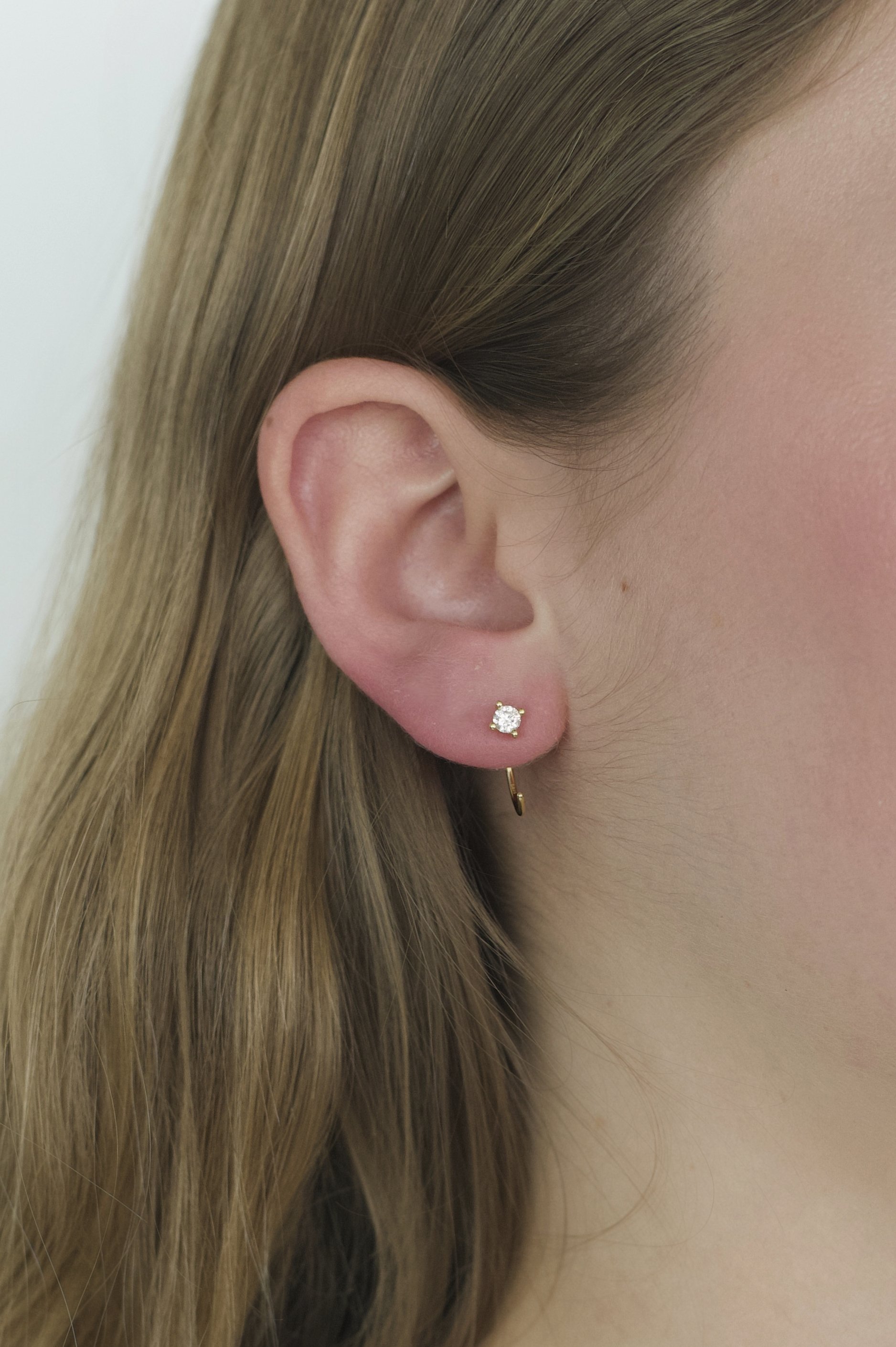 PIERCING - LUMI