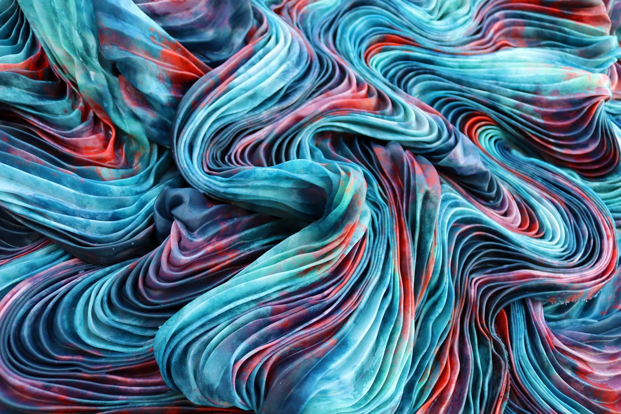 I'm glad you're here II (Detail Shot), 100 x 100 x 13 cm, Mixed media (sculpted fabric and acrylic on canvas), 2026.