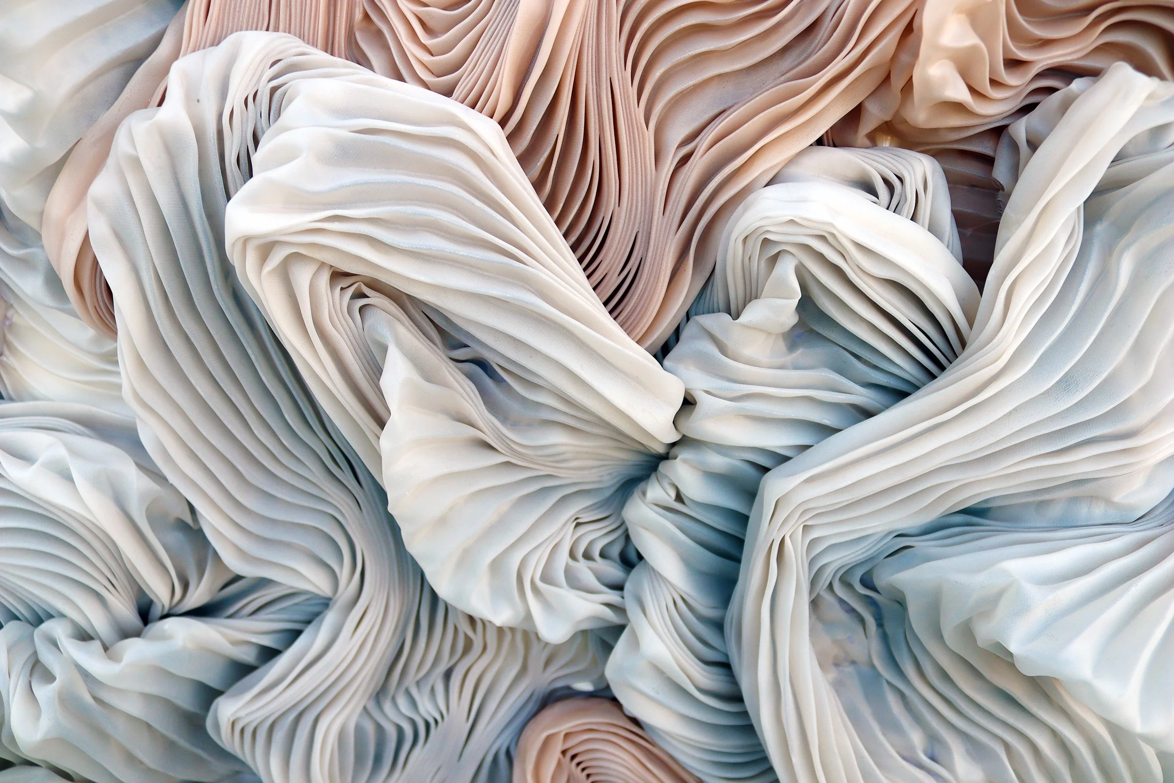 I'm glad you're here I (Detail Shot), 100 x 100 x 13 cm, Mixed media (sculpted fabric and acrylic on canvas), 2026.