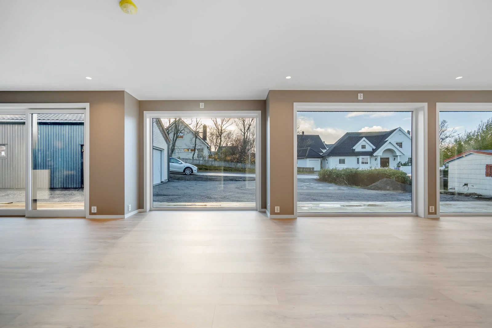 310240_Kleivaveien 3-15.jpg