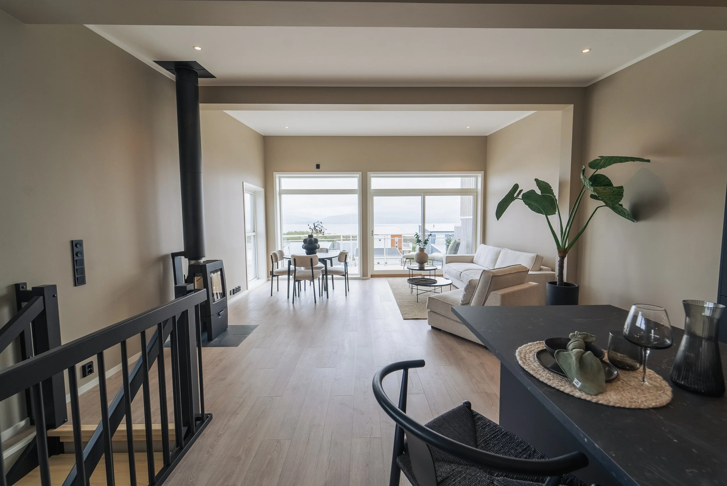 17 Stabburshuagen 24 (innendørs)-16.jpg