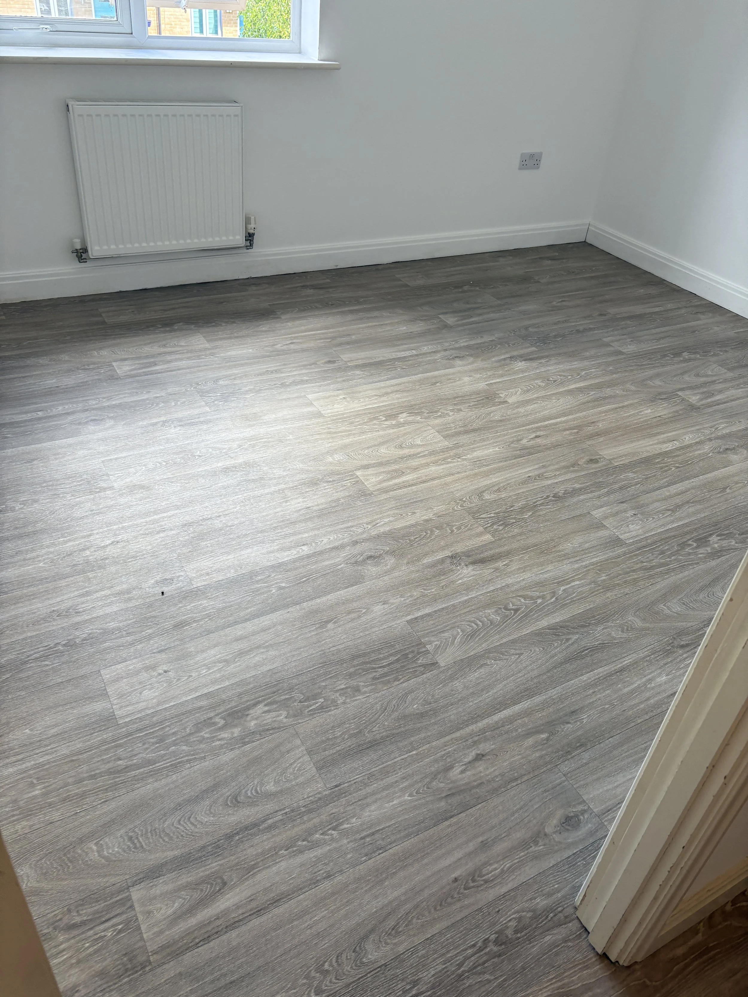 bed vinyl in stroud

