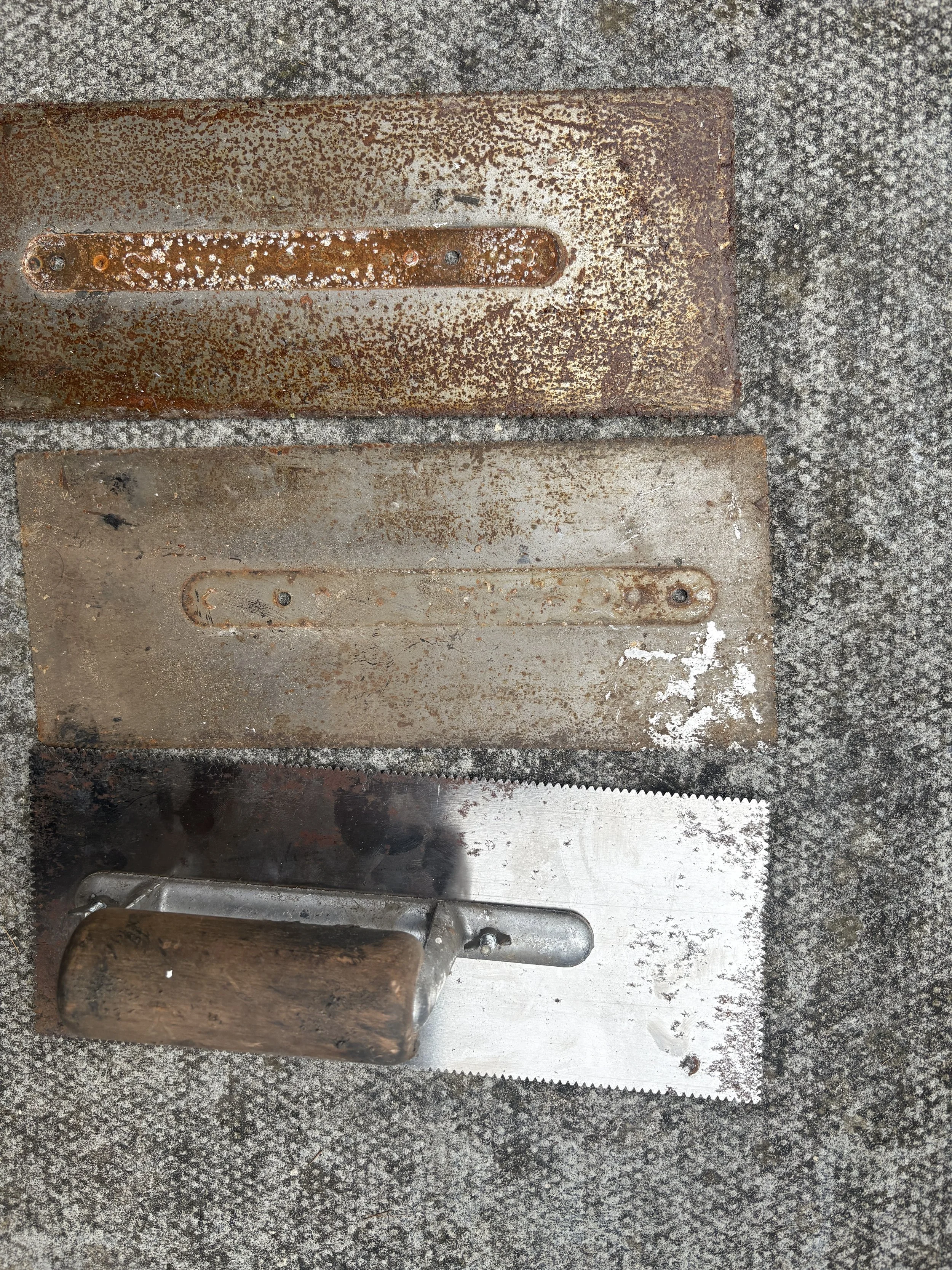 Why a Clean Adhesive Trowel Matters When Installing LVT Flooring