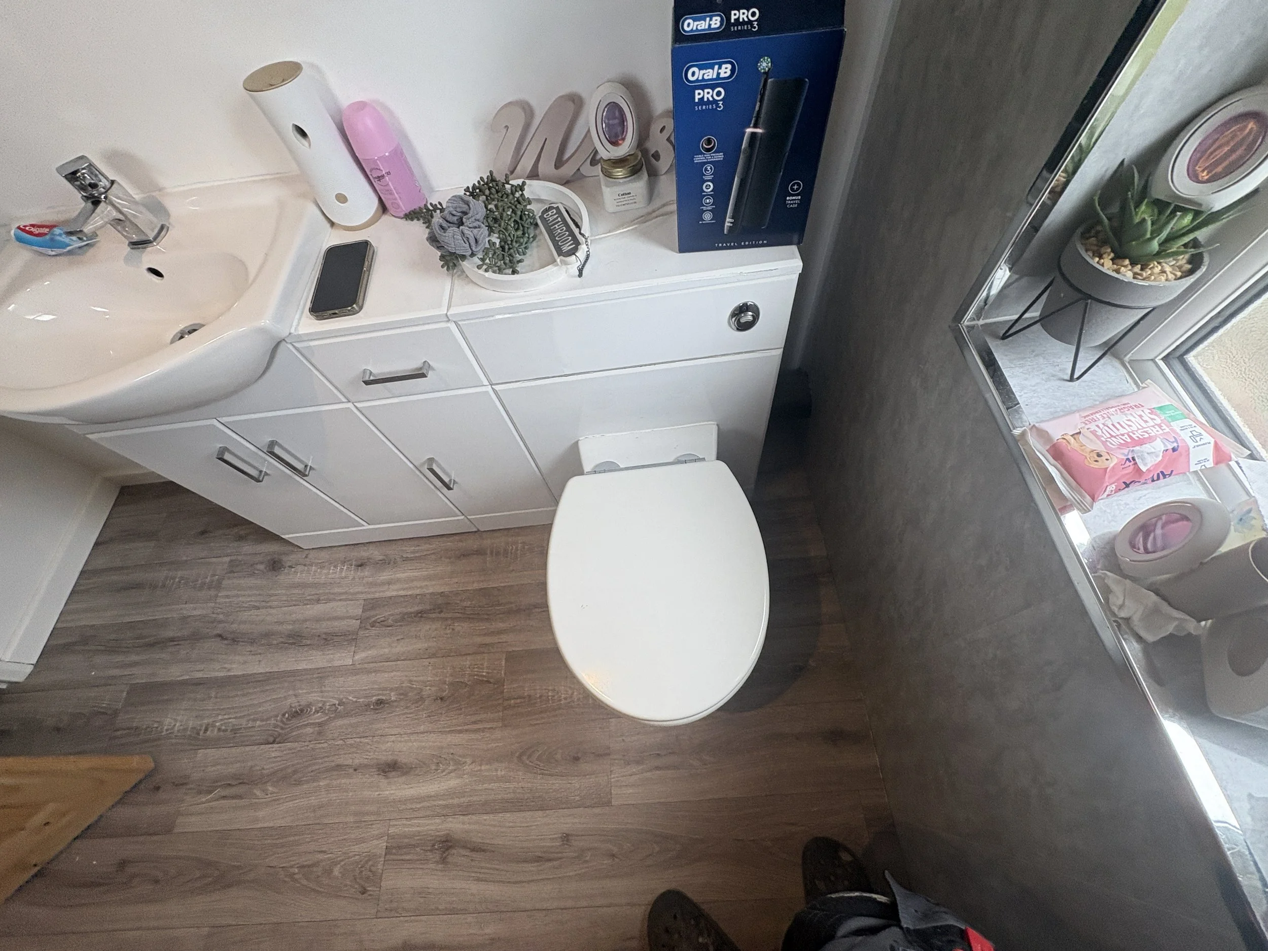 bathroom vinyl stroud