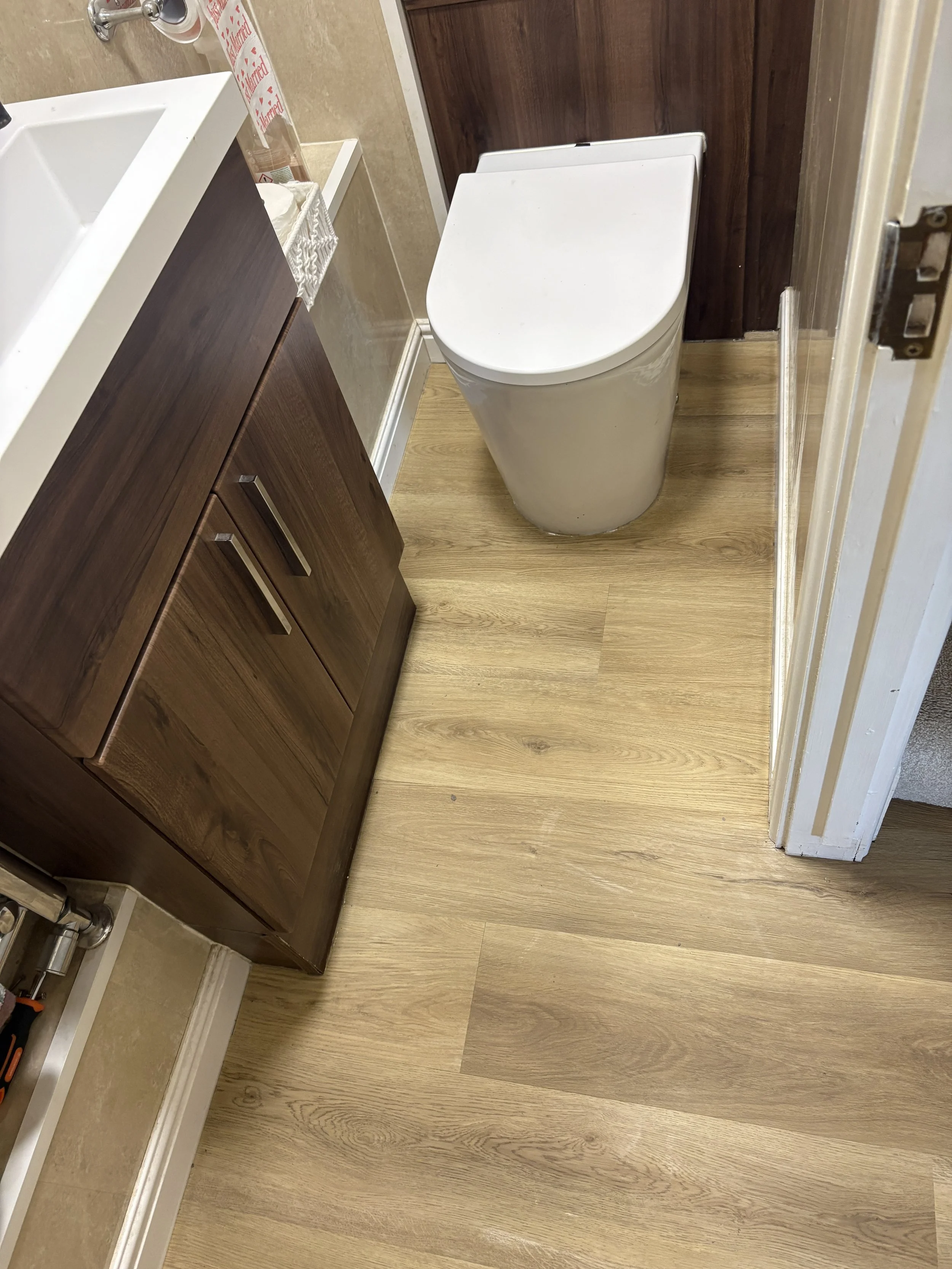 wc chalford lvt 