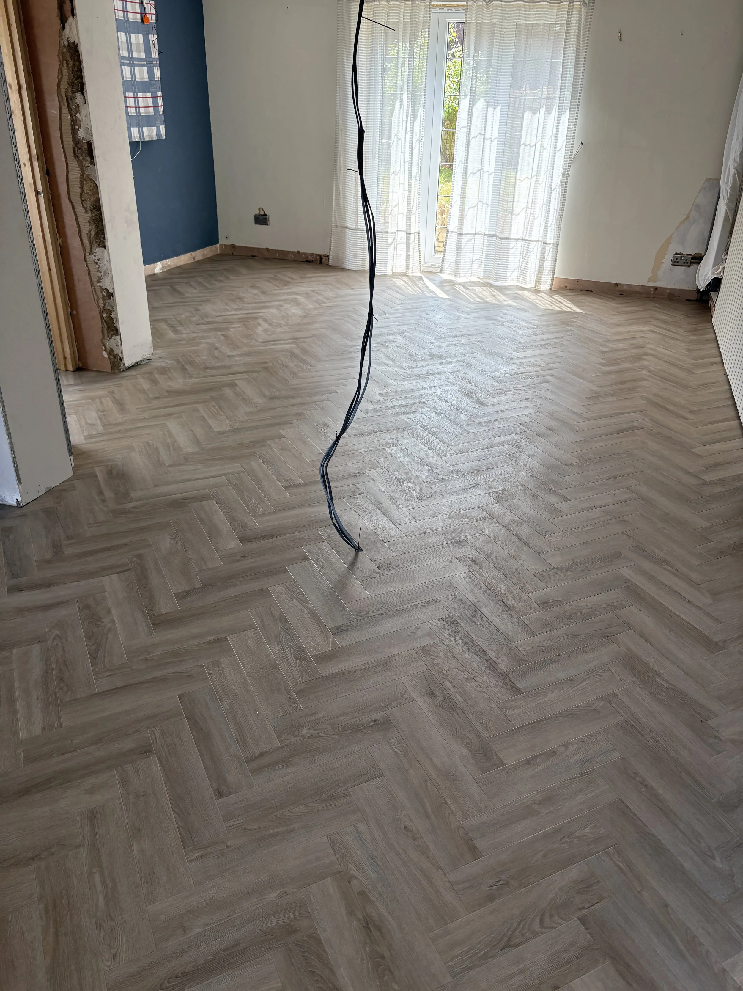 textures lvt herringbone in stonehouse
