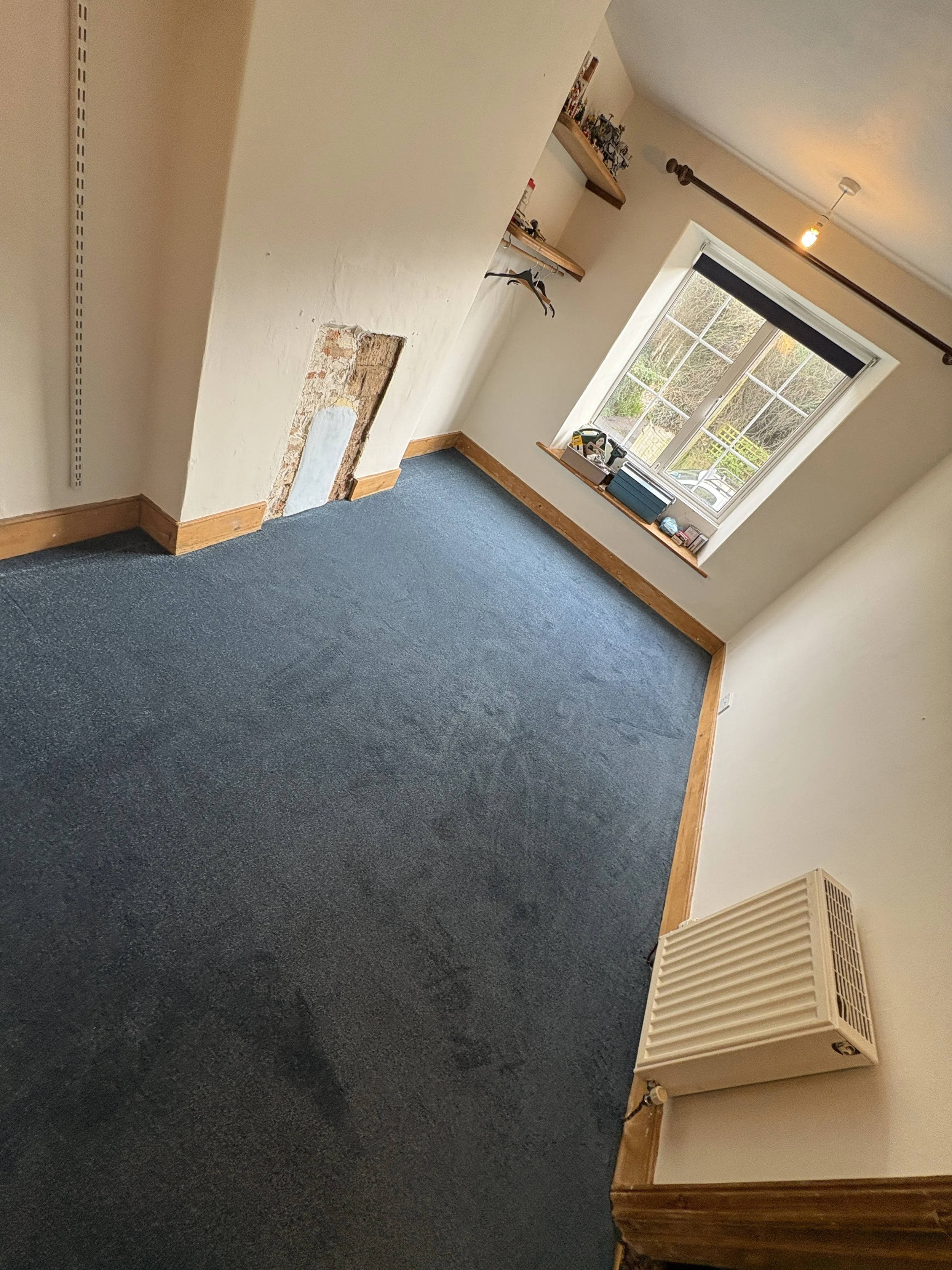 bedroom carpet in Middleyard Stroud