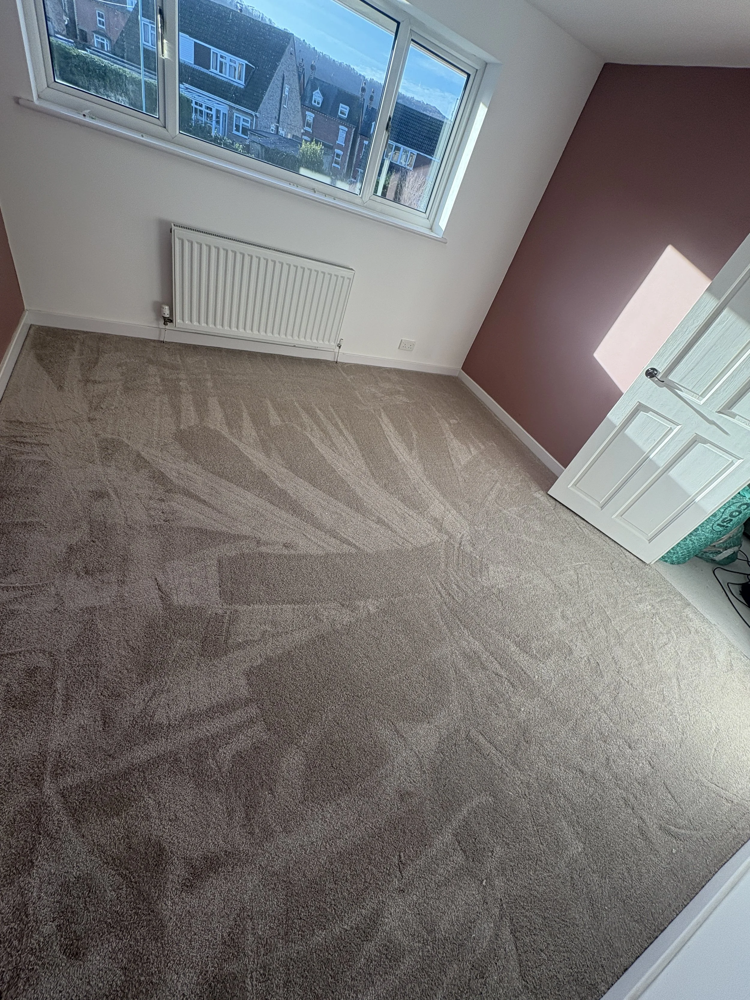 bedroom carpet Minchinhampton