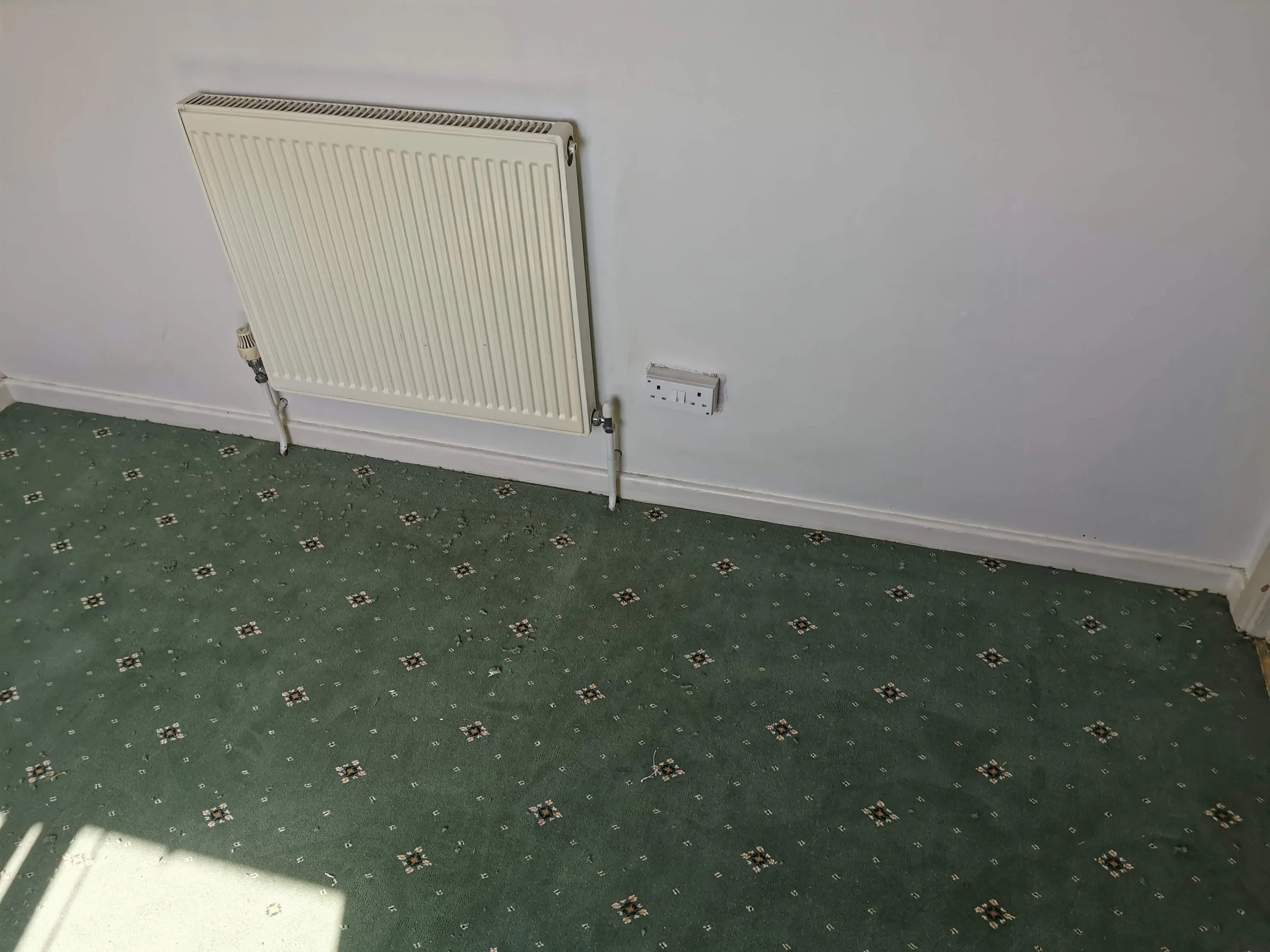 bedroom carpet in stroud fitted wilton
