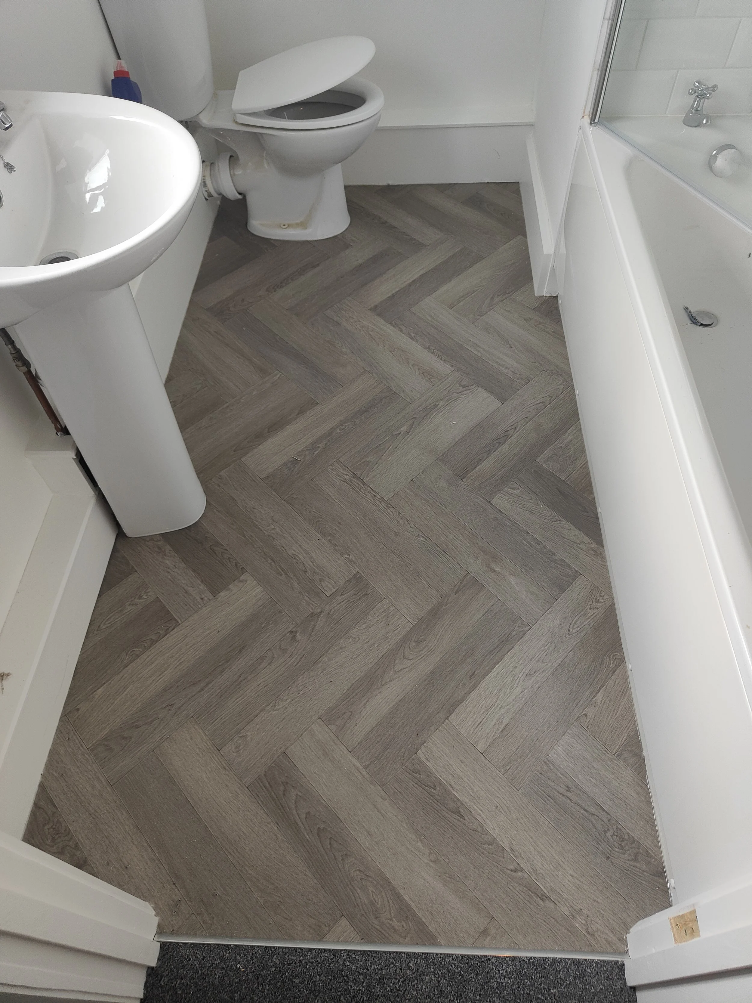 Herringbone Flooring Sheet Vinyl Cam 1