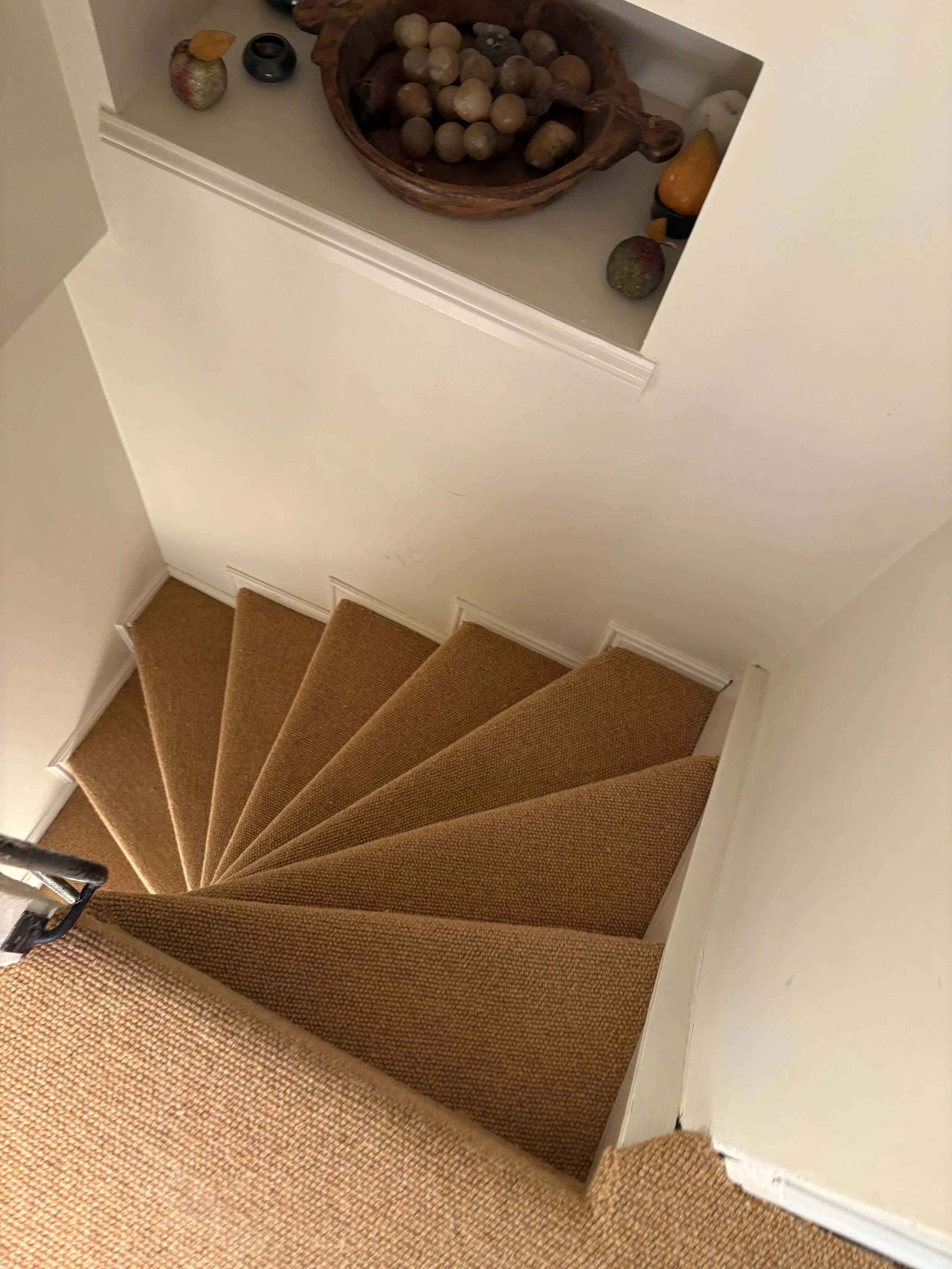 s mustard charter loop stairs stroud.JPG