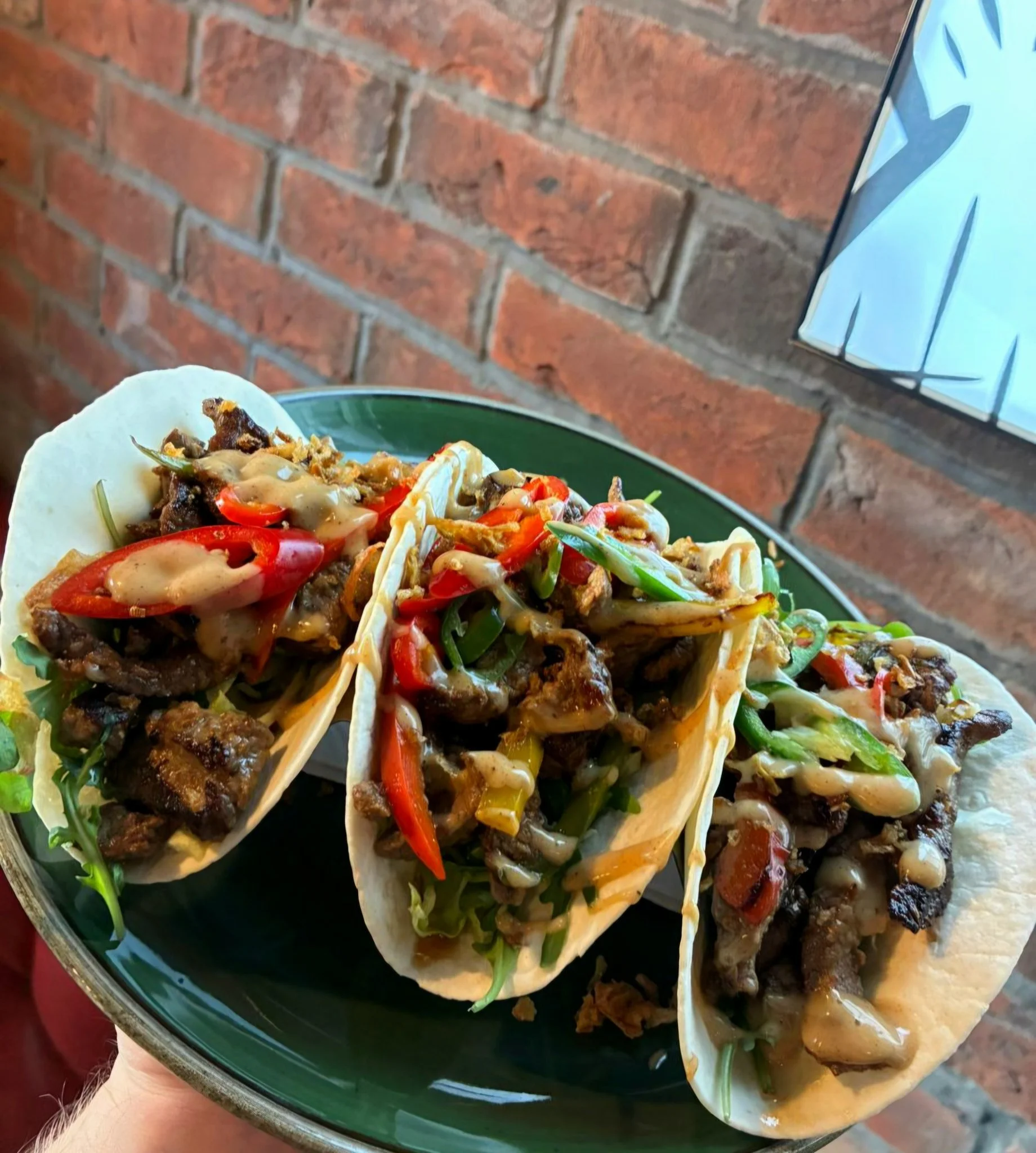 🌮 STEAK TACOS 🌮 

Steak pieces, peppers, chilli, craic sauce, and lettuce 😋 

Available from 12pm from our daily menu at #sugarraysboucher 🩷🤍🩶

02896 020423 

 #steaktacos #tacos #foodiegram #belfasthospitality #belfastrestaurant #belfast #food