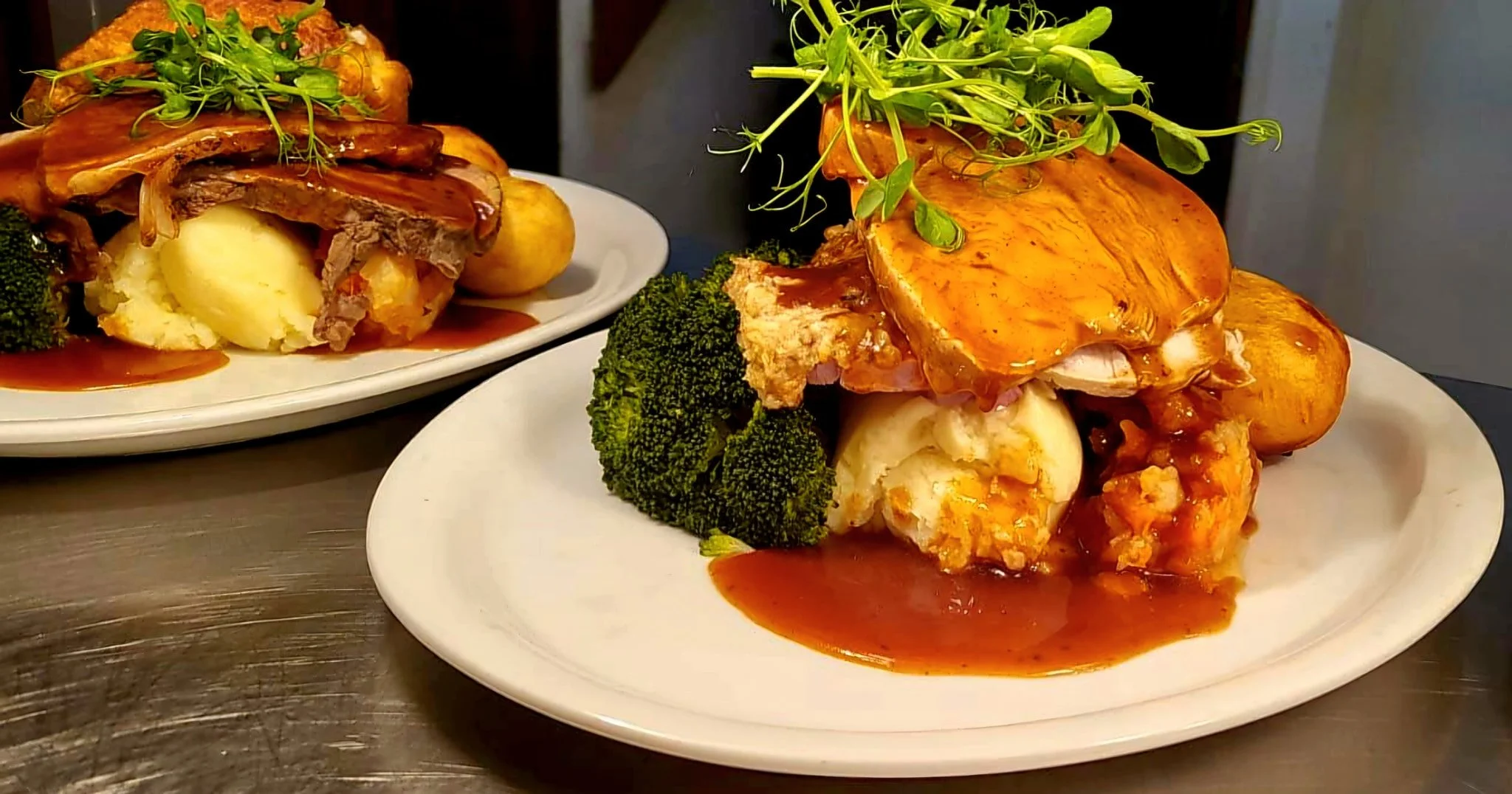 🩷 SUNDAY ROAST AT #SUGARRAYSBOUCHER 🩶

AVAILABLE TODAY WITH ALL OF THE TRIMMINGS 🙌

OPEN FROM 10AM EVERYDAY 

FOR LARGE BOOKINGS CALL 
02896 020423 

OR COME ON DOWN AND GRAB A TABLE AT THE DOOR ❤️