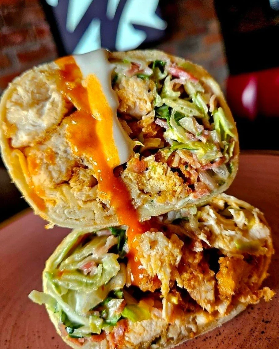 🌯 BUFF WRAP 🌯

Our crispy fried buffalo chicken with lettuce, parmesan, ceasar sauce served with sweet potato fries 🤤

This week's special is available now from #sugarraysboucher 🩷🩶🤍

Open from 10am every day!

No need to book 👌

02896 020423 