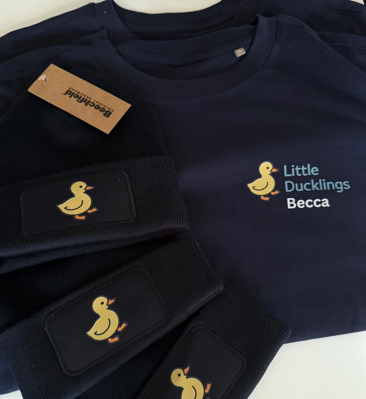 Organic Boxy Staff tees with printed logos for the lovely ladies at @littleducklings.tineyhome and some printed mini beanies for their Little Ducklings.
