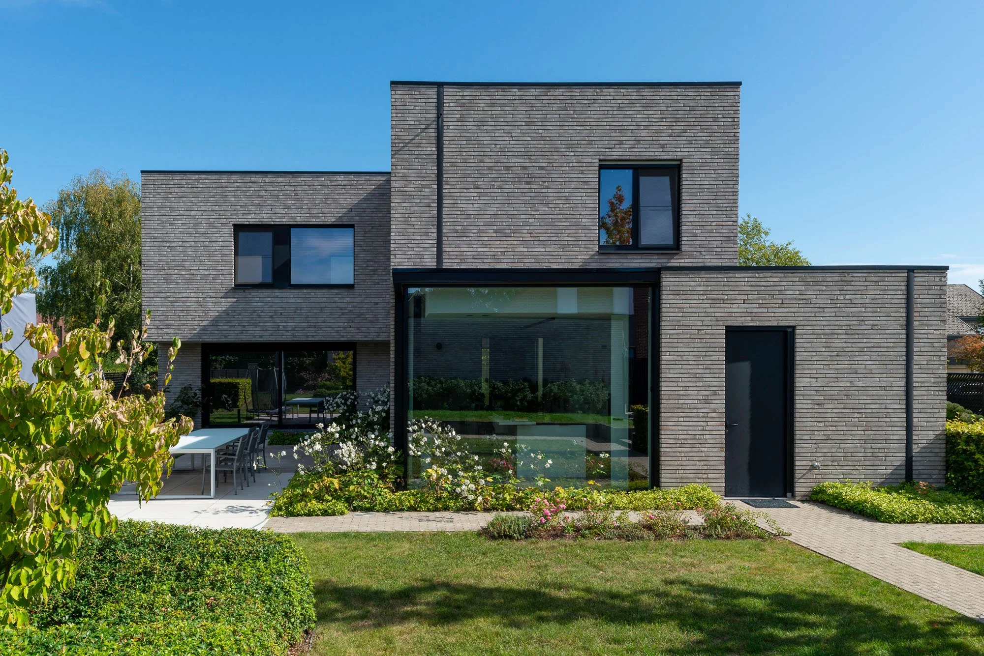 Nieuwbouw woning ontworpen door architect Gert Anthonissen te Westmalle.