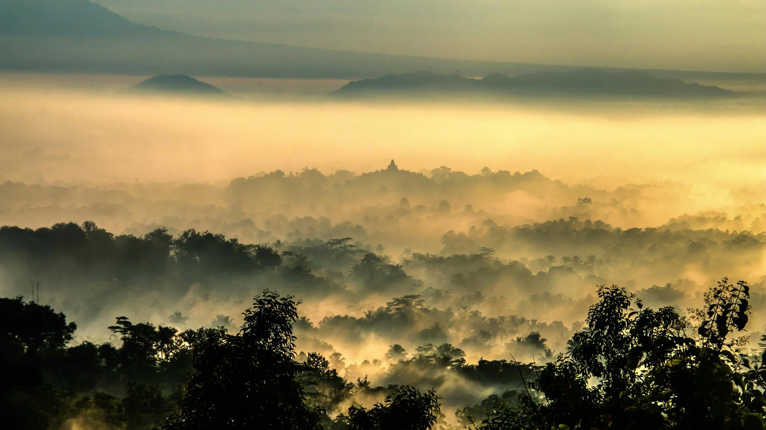 Misty Mountains symbolise the journey towards finding our path with evolutionary astrology natal chart readings.