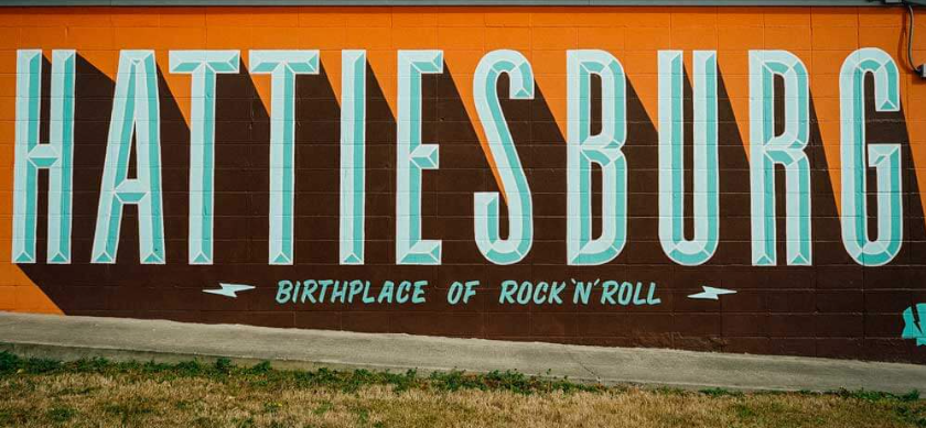 Hattiesburg sign in downtown