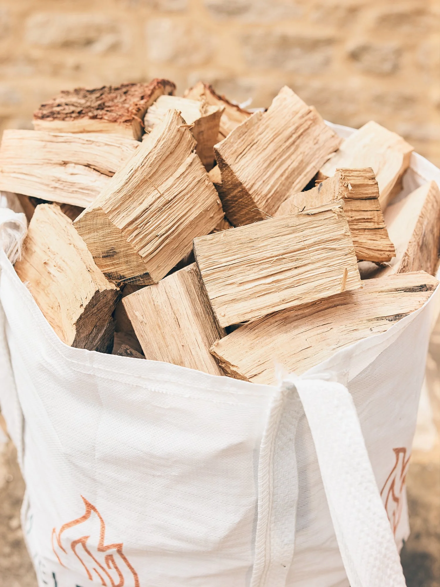 FieldViewFirewood-BarrowBag-Seasoned-OddLog-Detail1.jpg