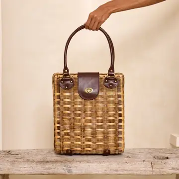 Rattan Large Dark Brown Summer Handbag with Twist Closure