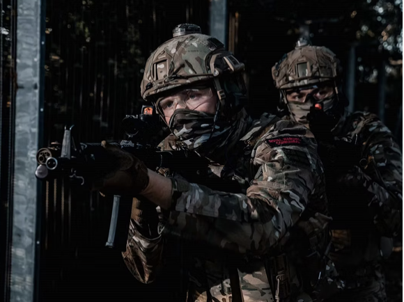 Royal Marine Commando Recommends