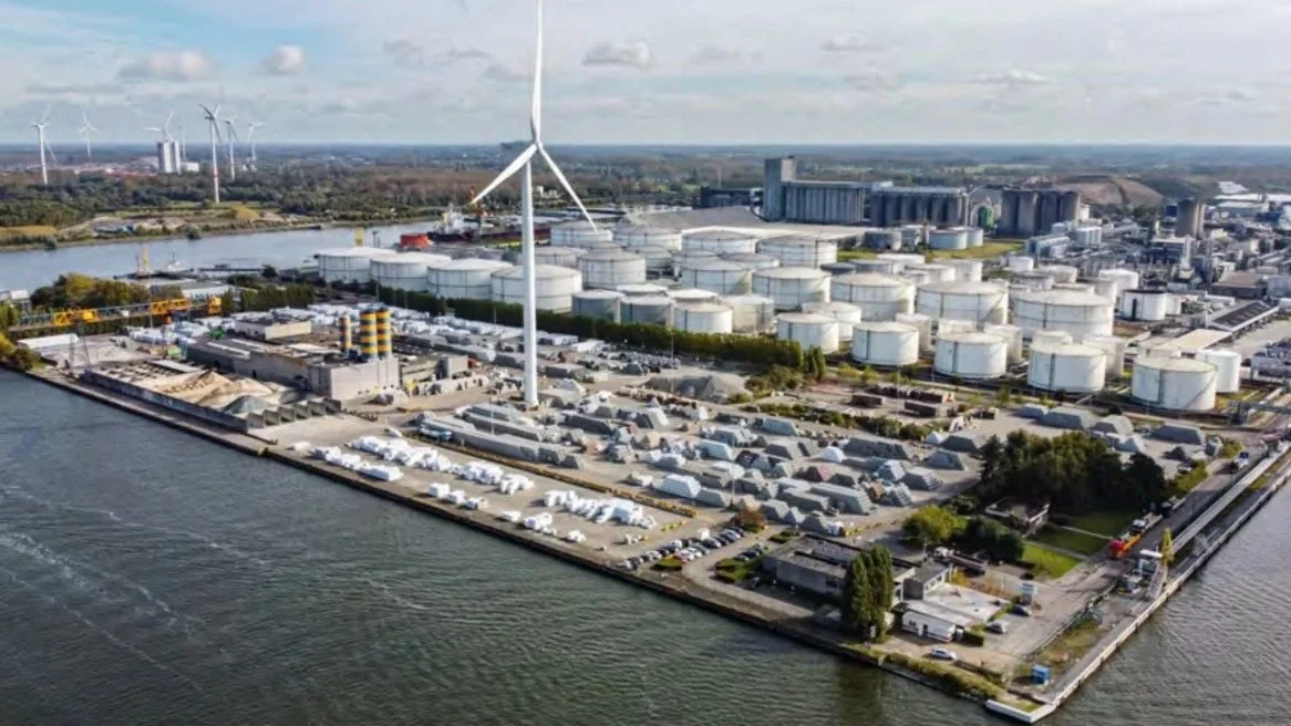 Marlux-Stradus, Ghent