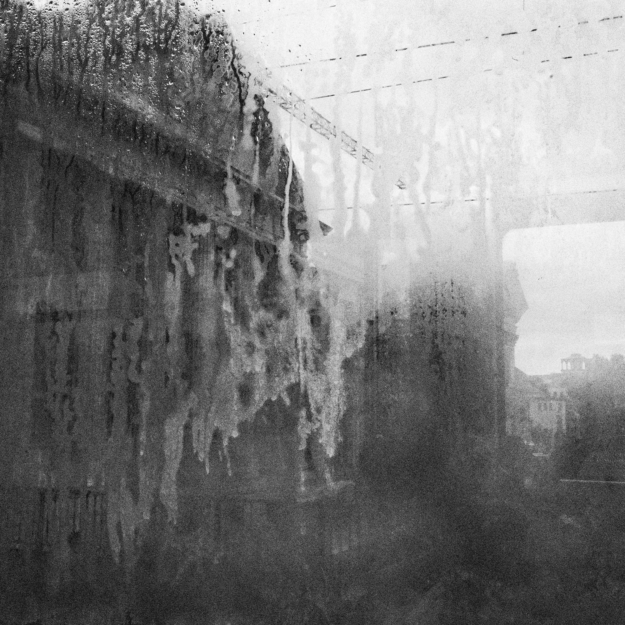 053.jpg