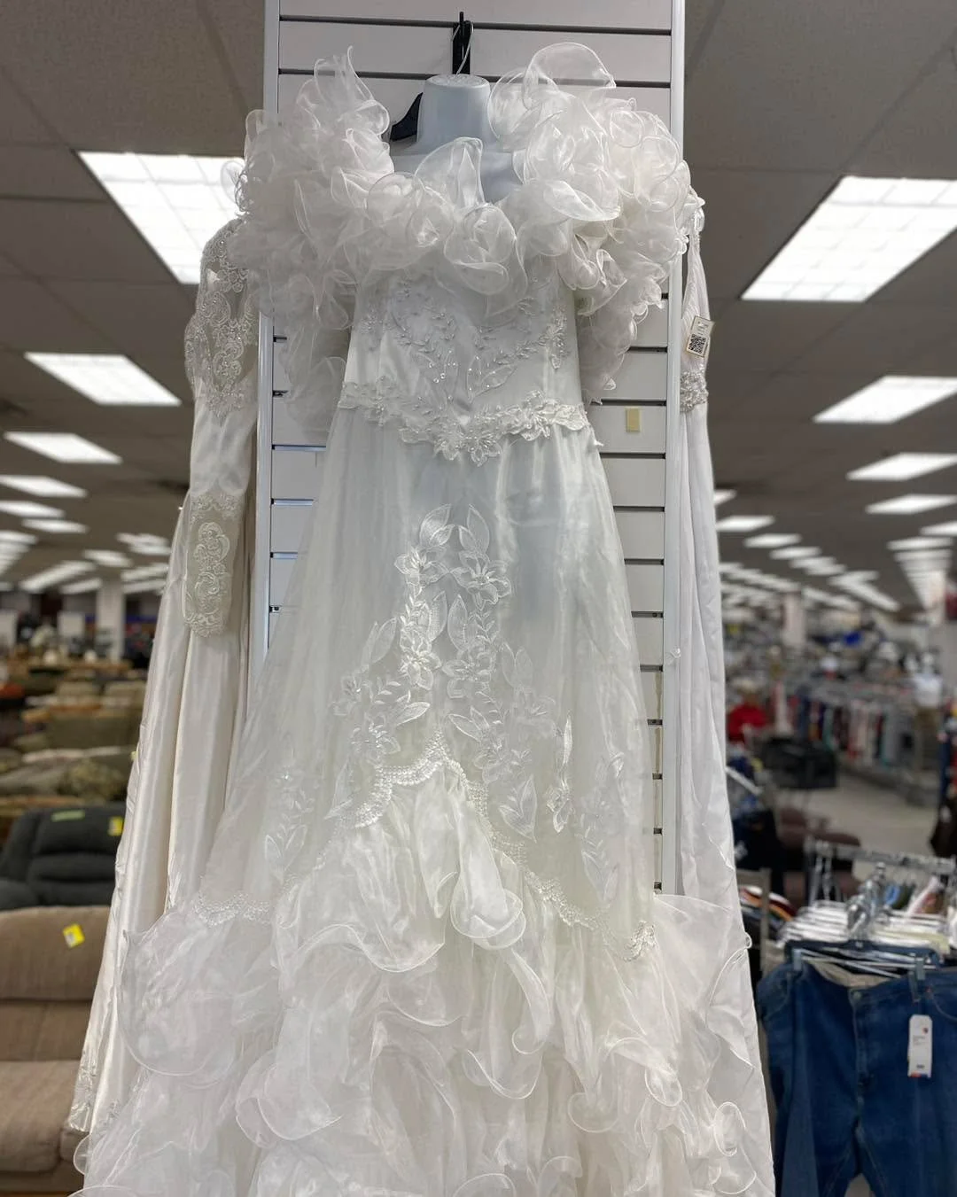 Stop by our Feasterville location this week and see what&rsquo;s in! 🛍️✨ Whether you&rsquo;re shopping for a fresh find or just browsing, we&rsquo;d love to see you.

📍 91 E Street Rd, Feasterville, PA
🕘 Open Monday&ndash;Saturday | 9 AM &ndash; 8