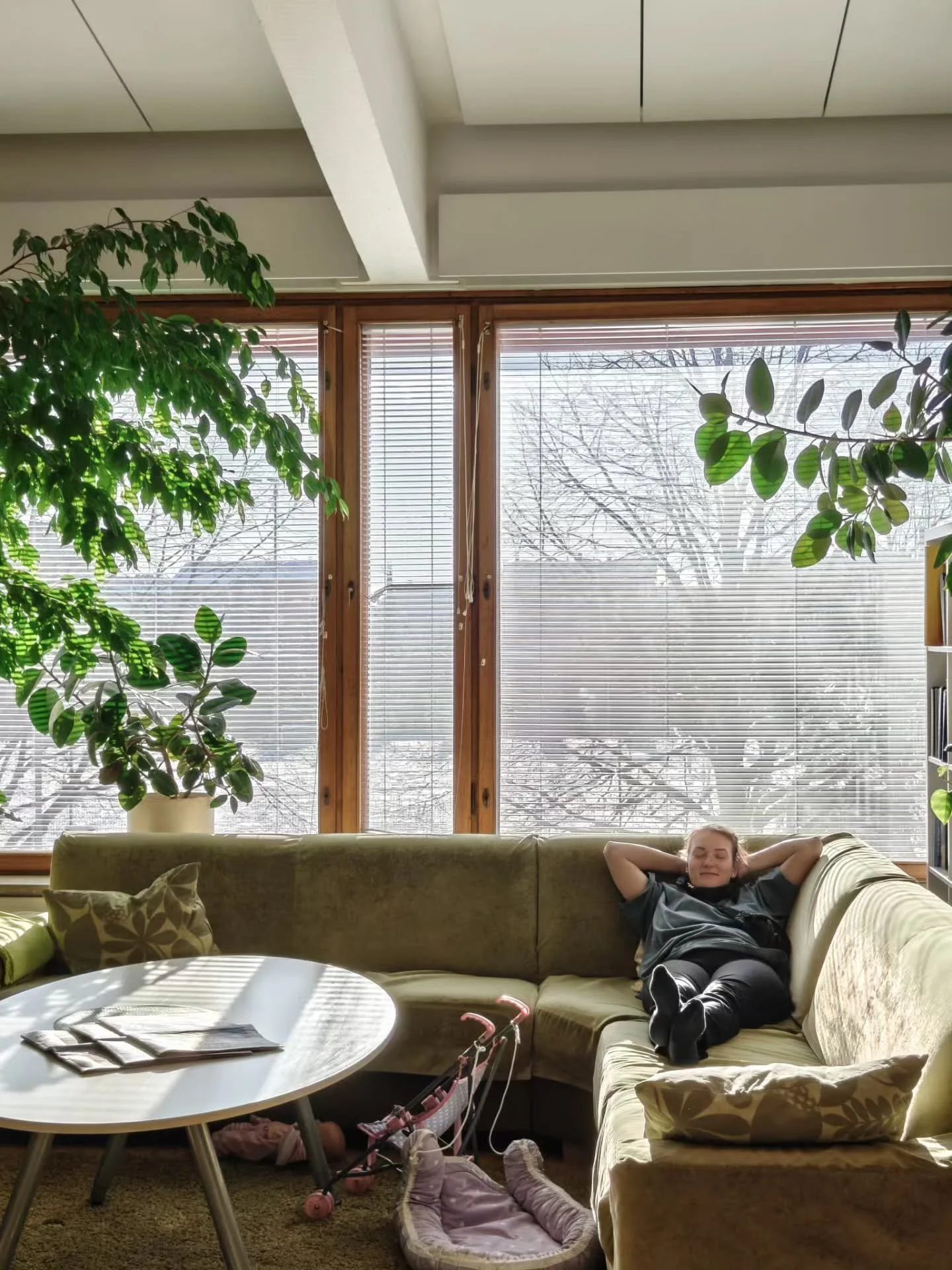 Oikein oikein ihanaa viikonloppua pienille ja suurille, kamuille ja kollegoille.

Ollut mainio viikko.
🔥Ilahduttava yritystapaaminen heti viikon alkuun. Olen uuden &auml;&auml;rell&auml; B2B - myynnin kanssa, tunnen aiheen tiimoilta sopivasti j&auml